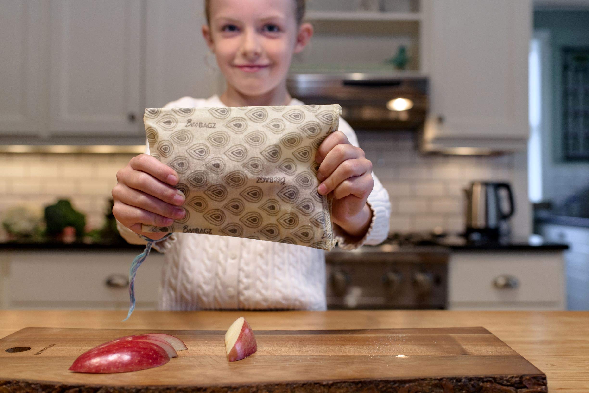 Eco-Friendly Beeswax Food Wraps - Reusable & Biodegradable Sandwich Bags (Pack of 2, 8.5