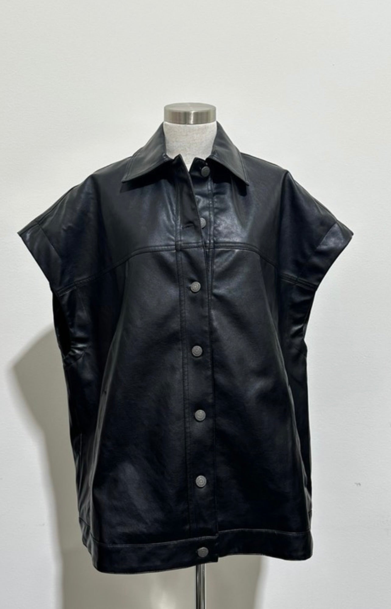 Stylish Black Faux Leather Oversized Jacket for Women - Trendy Vegan Leather Coat for Fall & Winter Fashion, Perfect for Casual Outings & Night Out