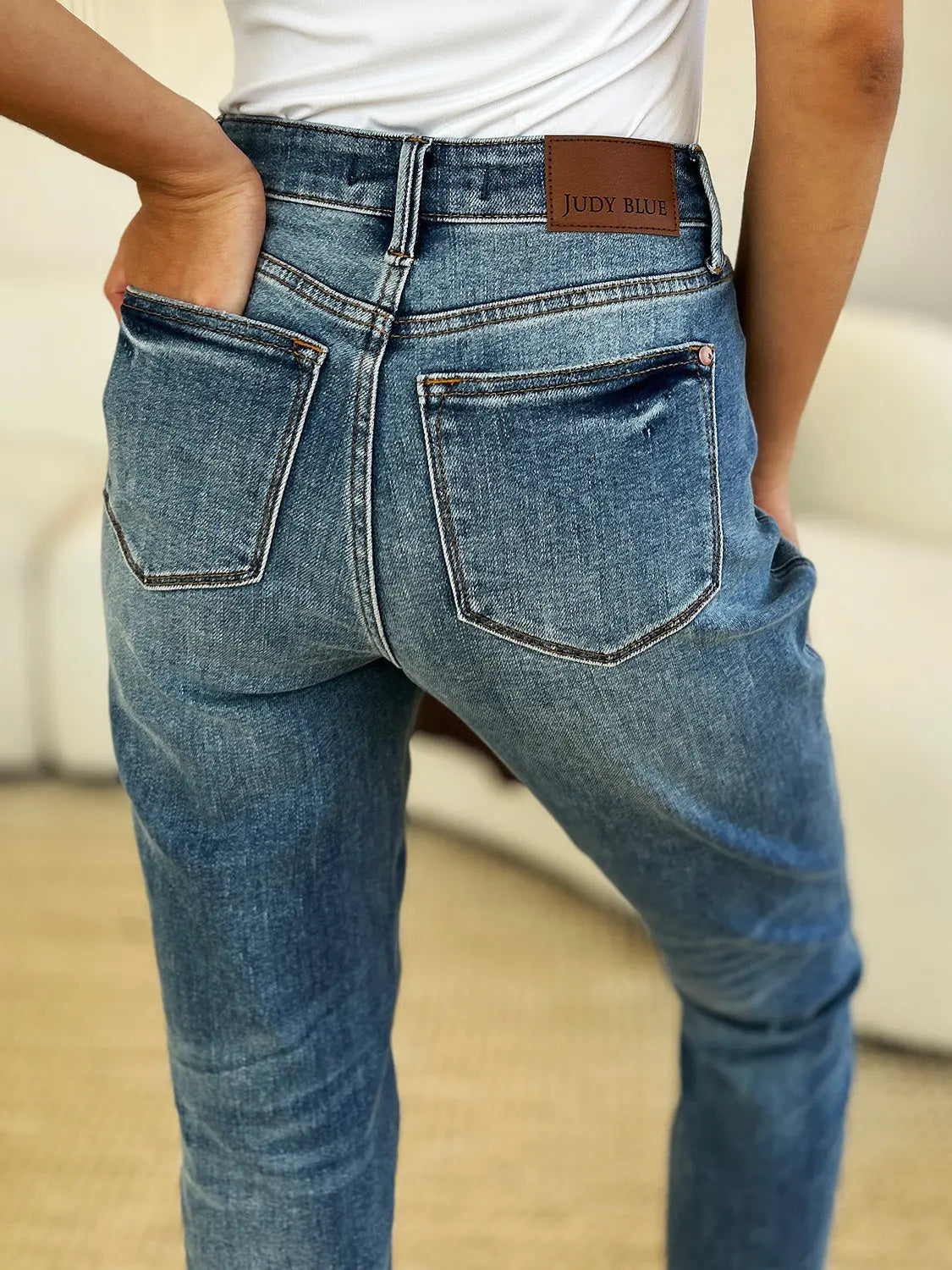 Judy Blue Women's Full Size Mid Rise Rigid Magic Release Hem Jeans - Comfortable Stretch Denim Pants for Casual Wear & Everyday Outfits