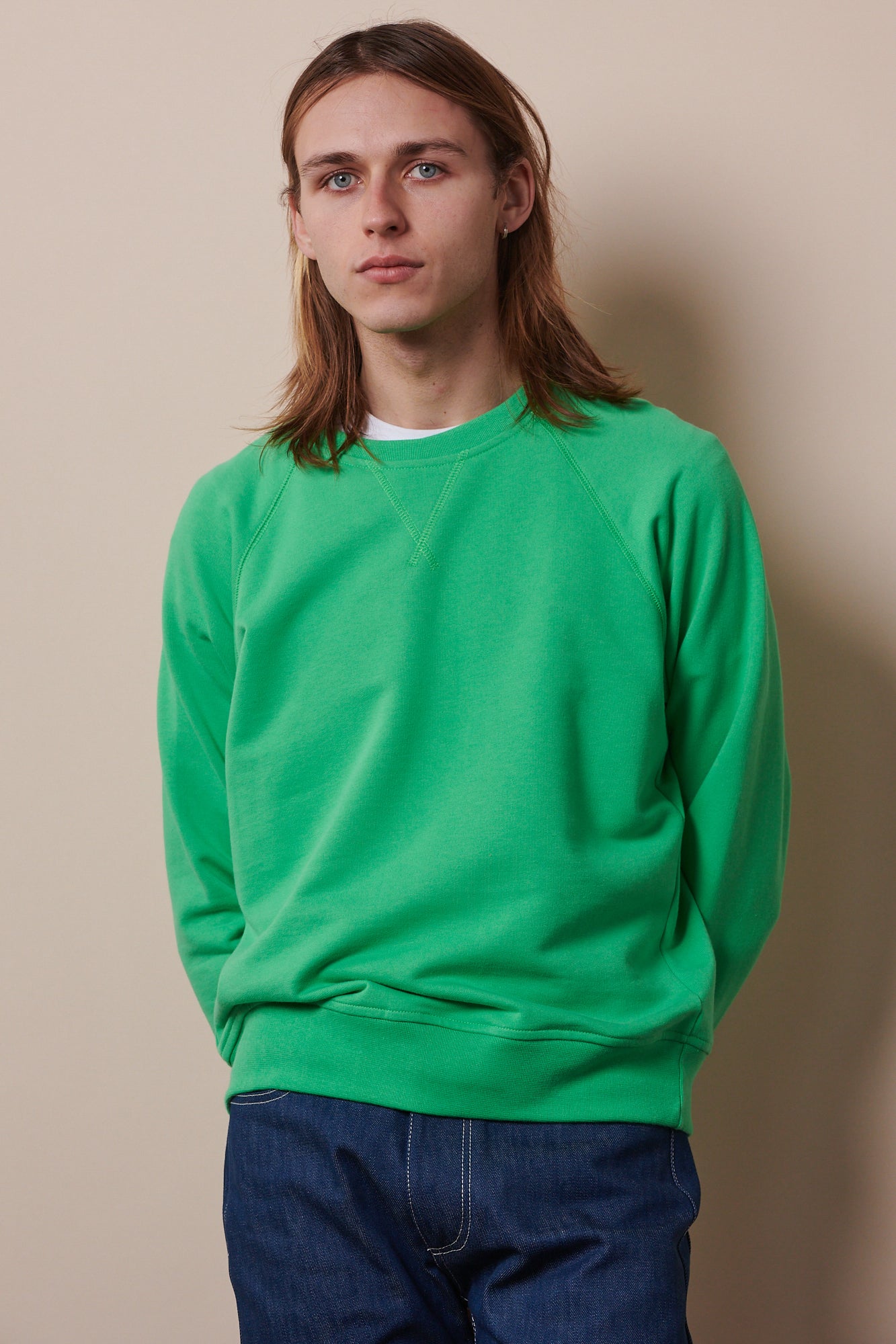 Men's Apple Green Raglan Sweatshirt | Comfortable Casual Pullover | Perfect for Gym, Lounge & Streetwear