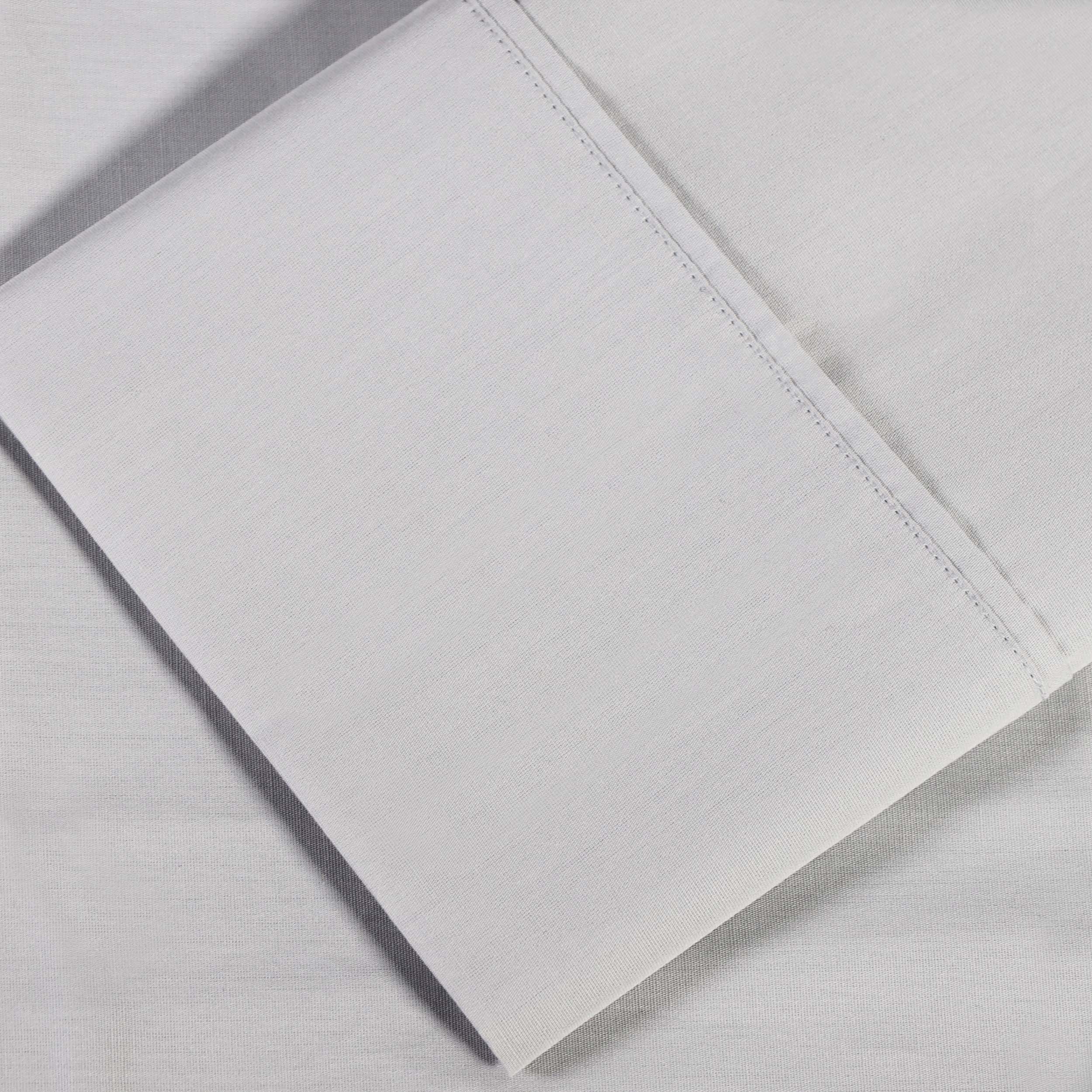 300 Thread Count Cotton Percale Solid Deep Pocket Bed Sheet Set - Queen Size, Soft & Breathable Luxury Sheets for Comfortable Sleep - Perfect for Master Bedroom, Guest Room or Vacation Home