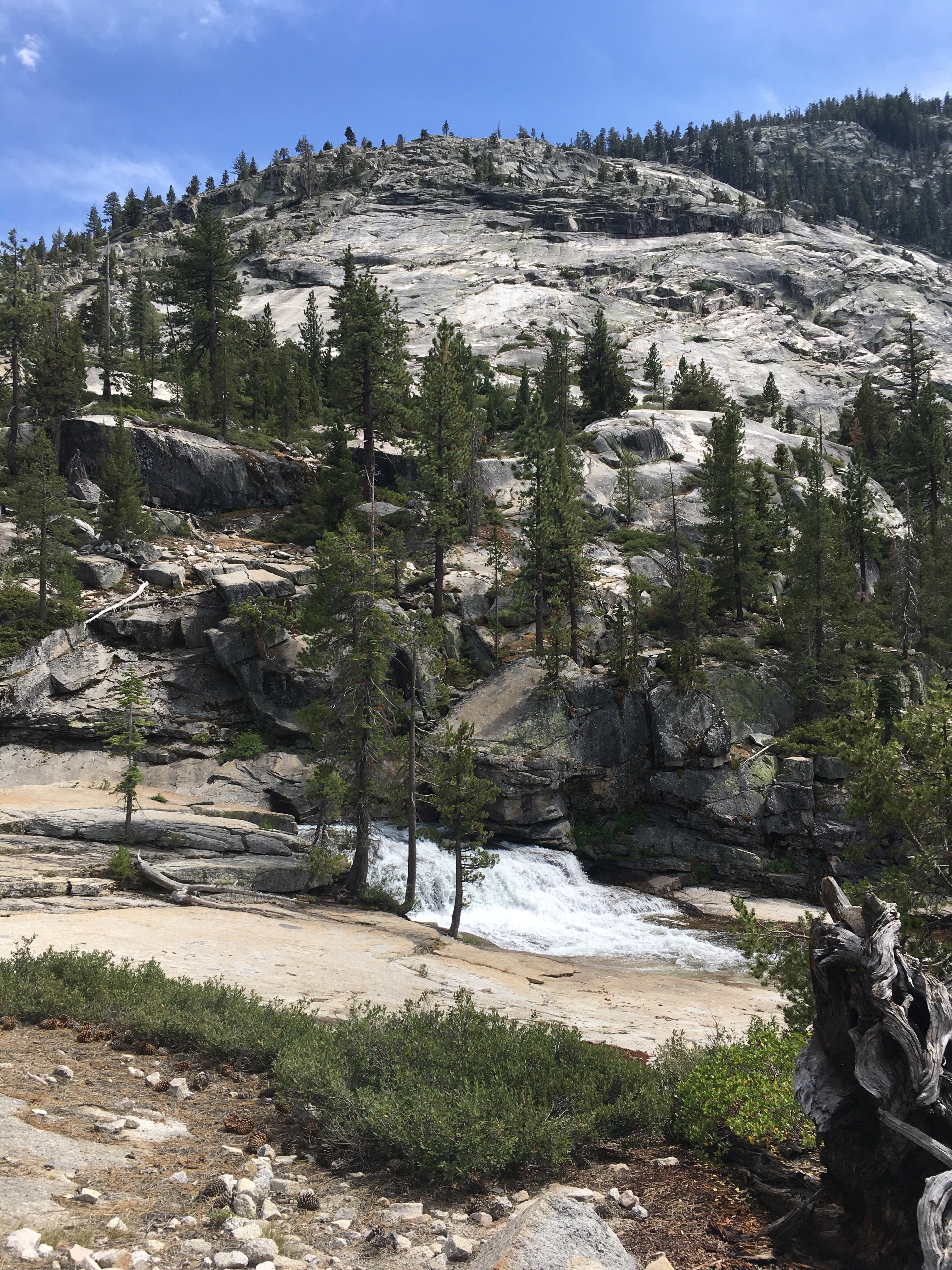 Best Lightweight Backpacking Gear for Yosemite National Park - Vogelsang High Sierra Camp Essentials | Hiking & Camping Equipment