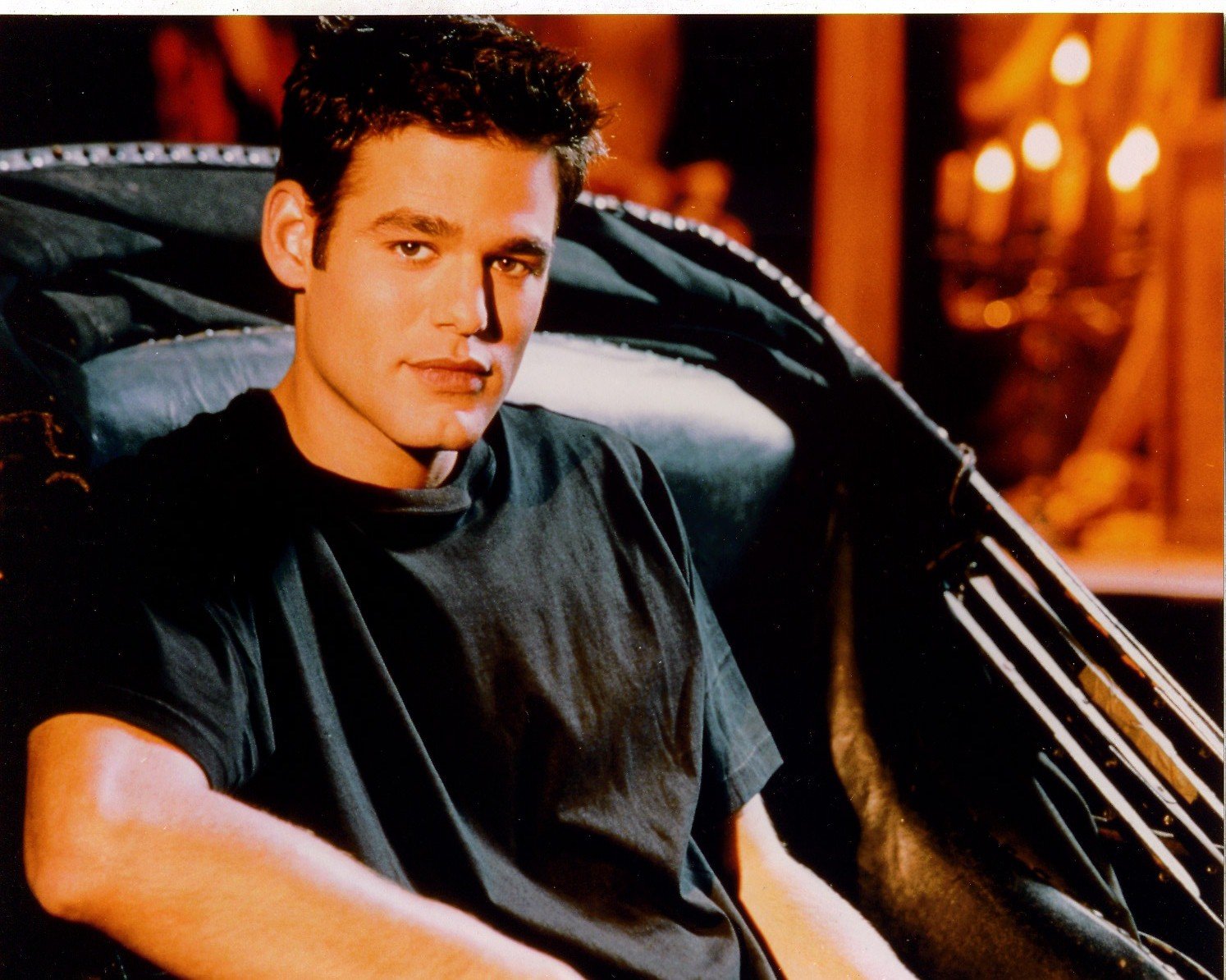 Ivan Sergei 8x10 Photo G2684 - Autographed Celebrity Collectible for Fans, Memorabilia Display, Home Decor, and Gift Giving