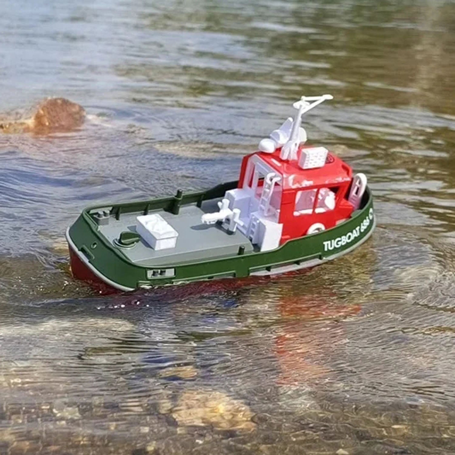 1/72 Scale Heng Long 2.4GHz Remote Control Tugboat - Dual Motor RC Towboat with Powerful Simulation - Ready to Run (RTR) 23x10x15cm - Perfect for Pool, Lake or Bathtub Water Play