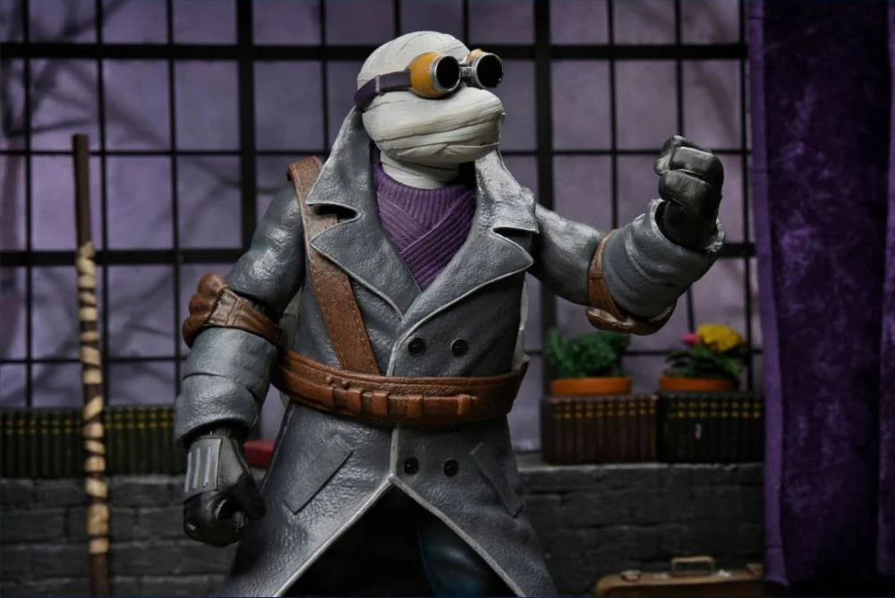 Ultimate Donatello as The Invisible Man - Universal Monsters x Teenage Mutant Ninja Turtles Collectible Action Figure | Perfect for TMNT Fans, Monster Movie Lovers & Display Collections