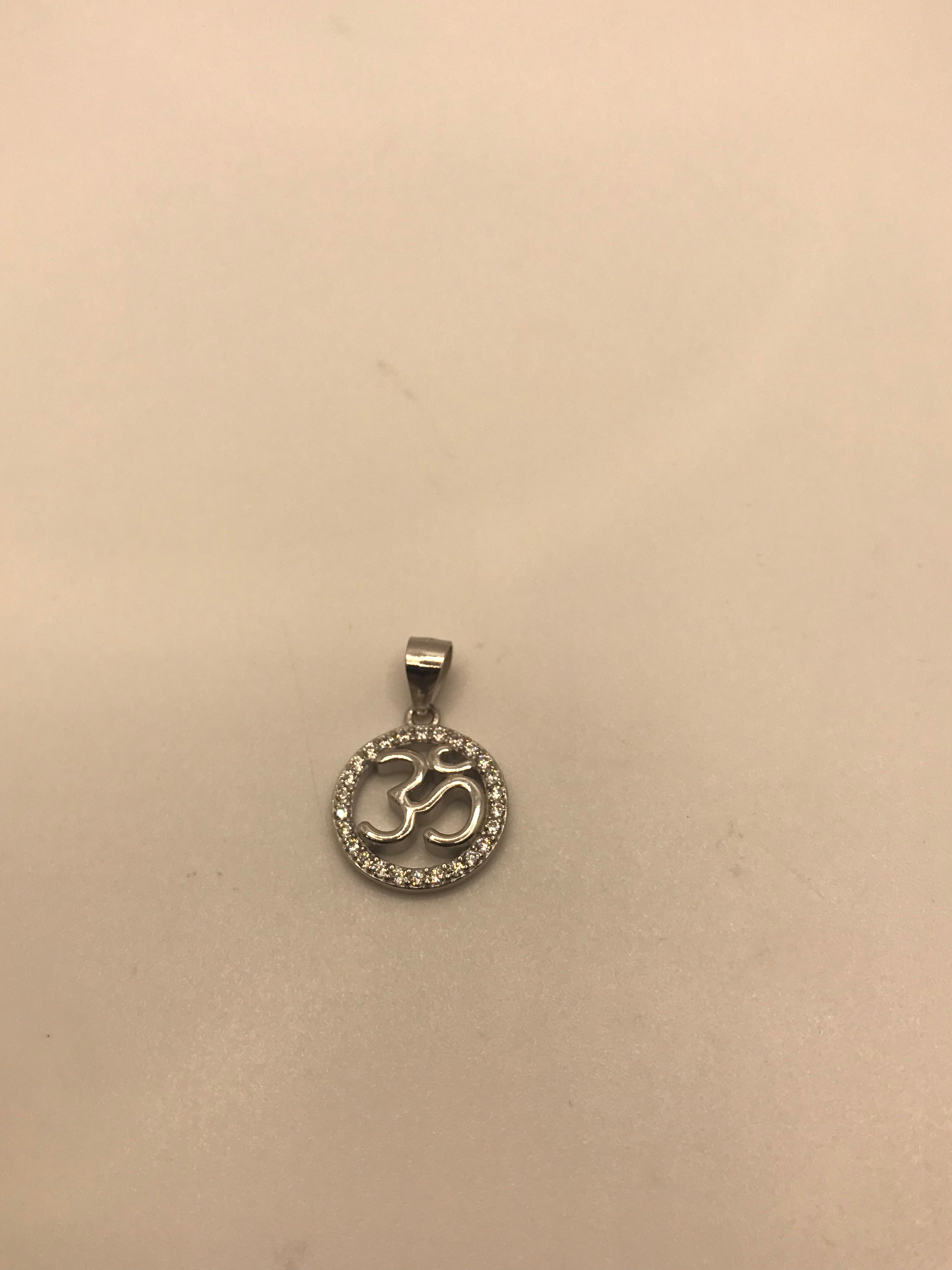 925 Sterling Silver Ohm Symbol Pendant Necklace - Spiritual Jewelry for Yoga, Meditation & Peaceful Energy