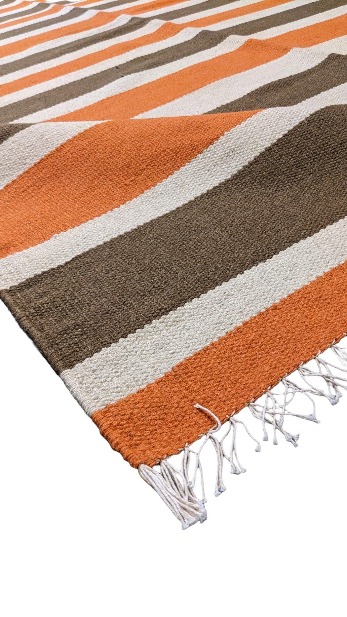Modern Flatweave Wool Rug - 7.6x5 Feet Handmade Area Rug - Soft & Durable for Living Room, Bedroom, or Office Decor