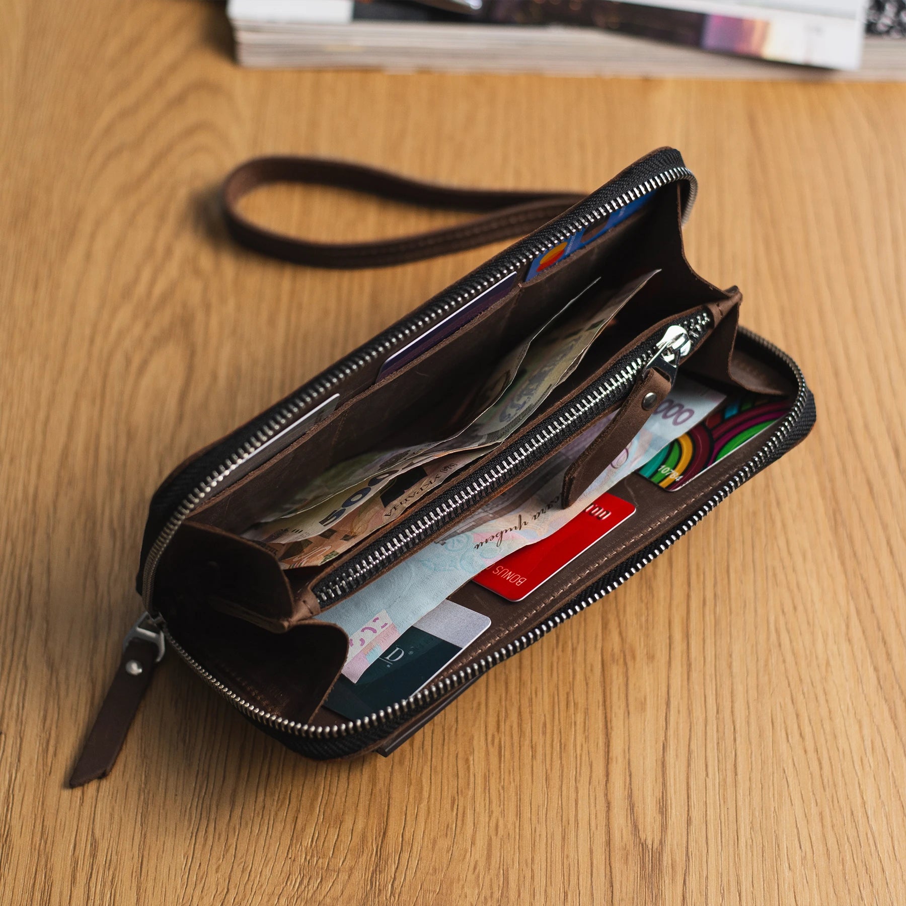 Lagom Long Zippered Wallet for Men & Women - Slim RFID Blocking Leather Bifold Wallet with Multiple Card Slots - Perfect for Travel, Business & Everyday Use