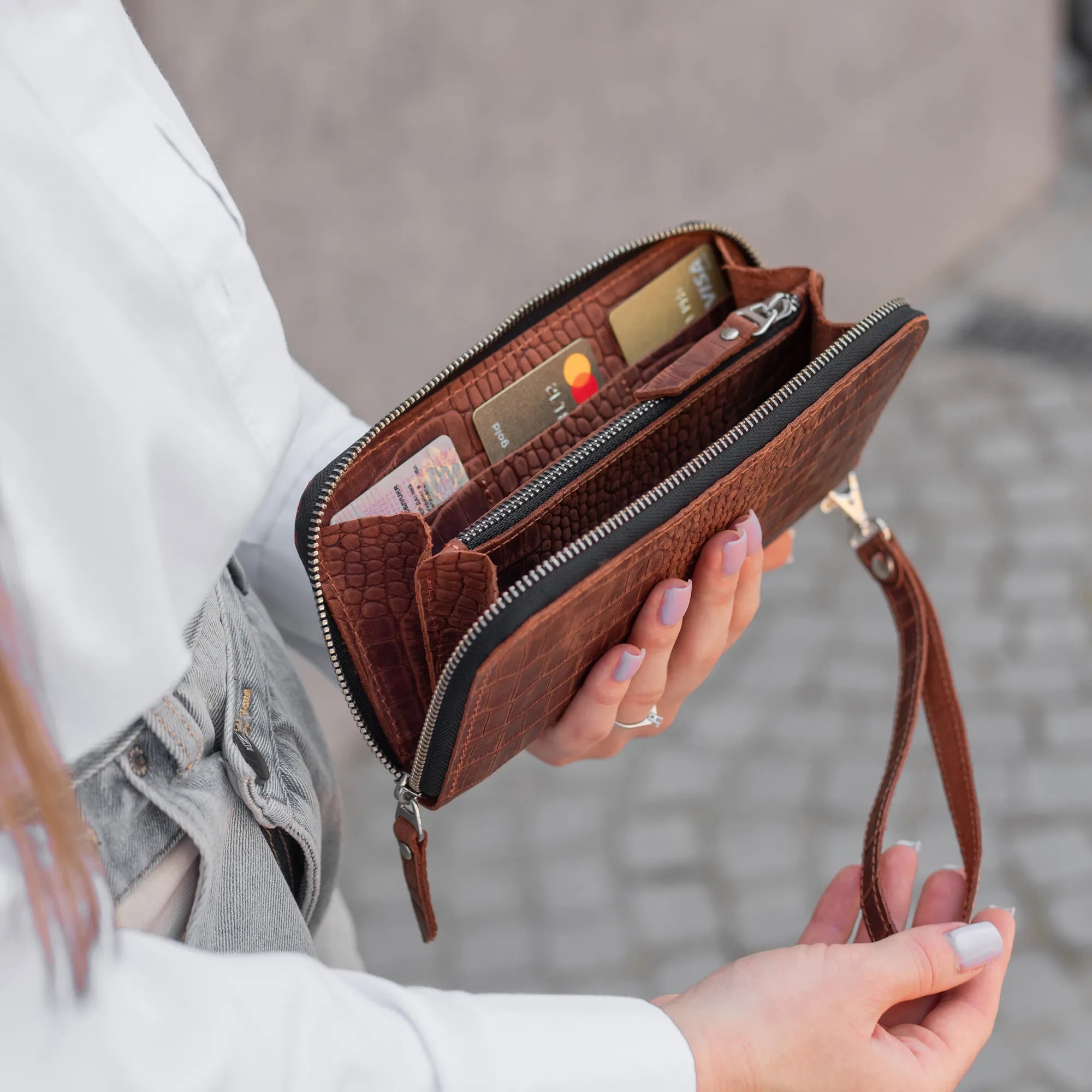 Premium Genuine Leather Wallet with Adjustable Wrist Strap - RFID Blocking, Multiple Card Slots & ID Window - Perfect for Travel, Shopping & Everyday Use