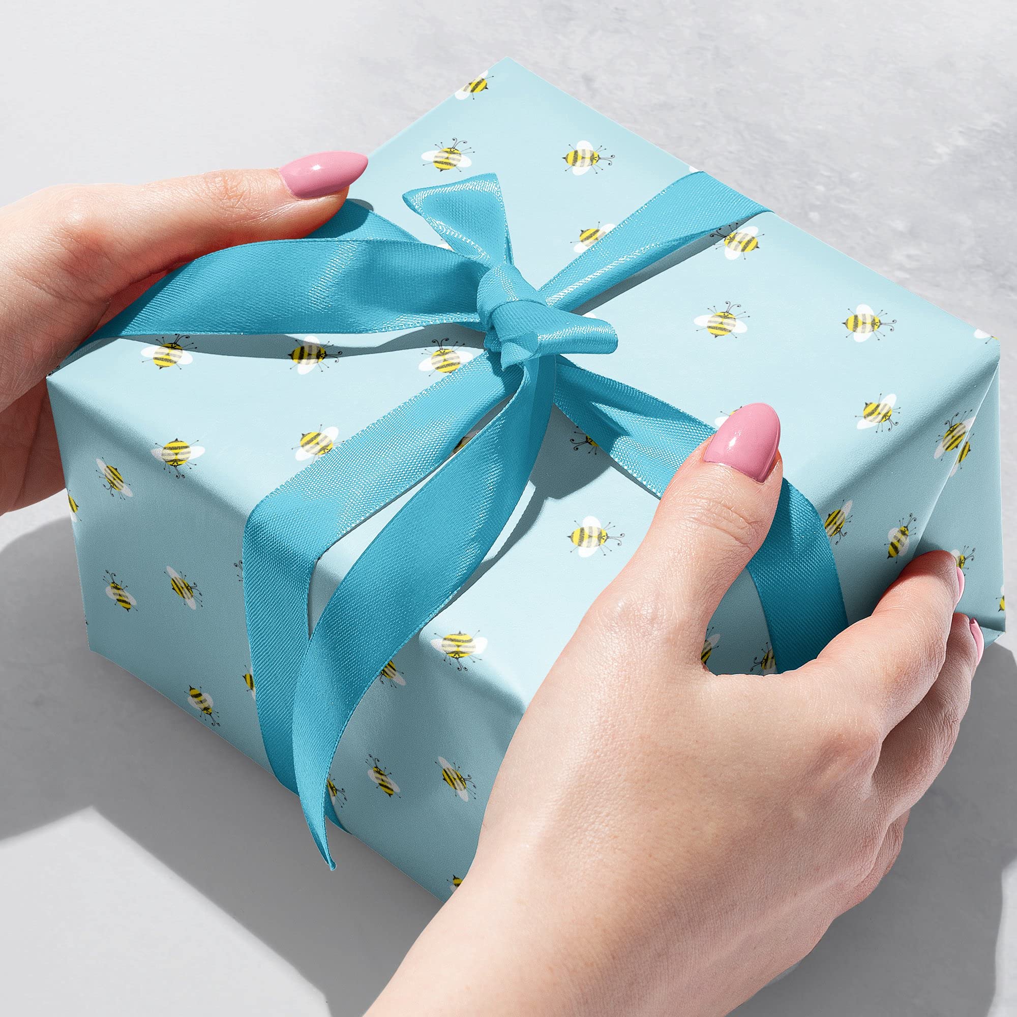 JILLSON & ROBERTS Bulk Honey Bee Gift Wrapping Paper - 1/2 Ream (417 Feet x 24 Inches) - Eco-Friendly Holiday & Birthday Present Wrapping for Parties, Weddings, Baby Showers