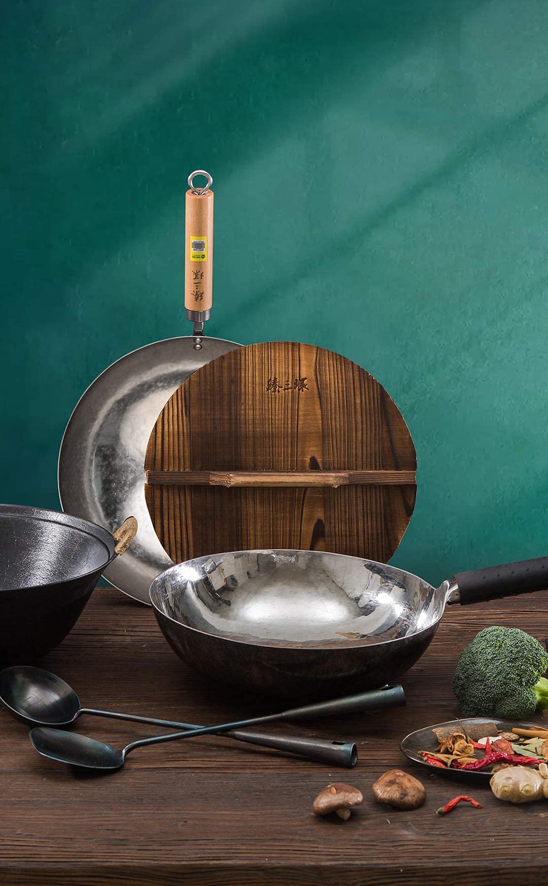 ZhenSanHuan 14-inch Natural Wooden Wok Lid - Handcrafted Lightweight Pot Cover for Cooking - Durable Kitchen Accessory for Stir-fry, Steaming & Serving - Perfect for Asian Cuisine & Home Chefs