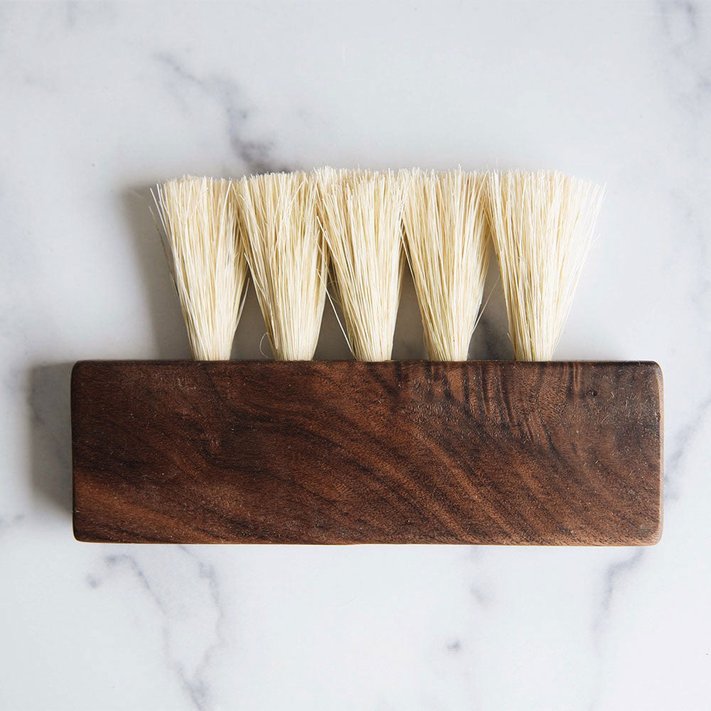 MT0995 Large Wooden Counter Brush - Heavy Duty Kitchen Scrub Brush for Cleaning Countertops, Sinks, and Stovetops - Natural Wood Handle & Durable Bristles - Perfect for Home, Restaurant, and Commercial Use