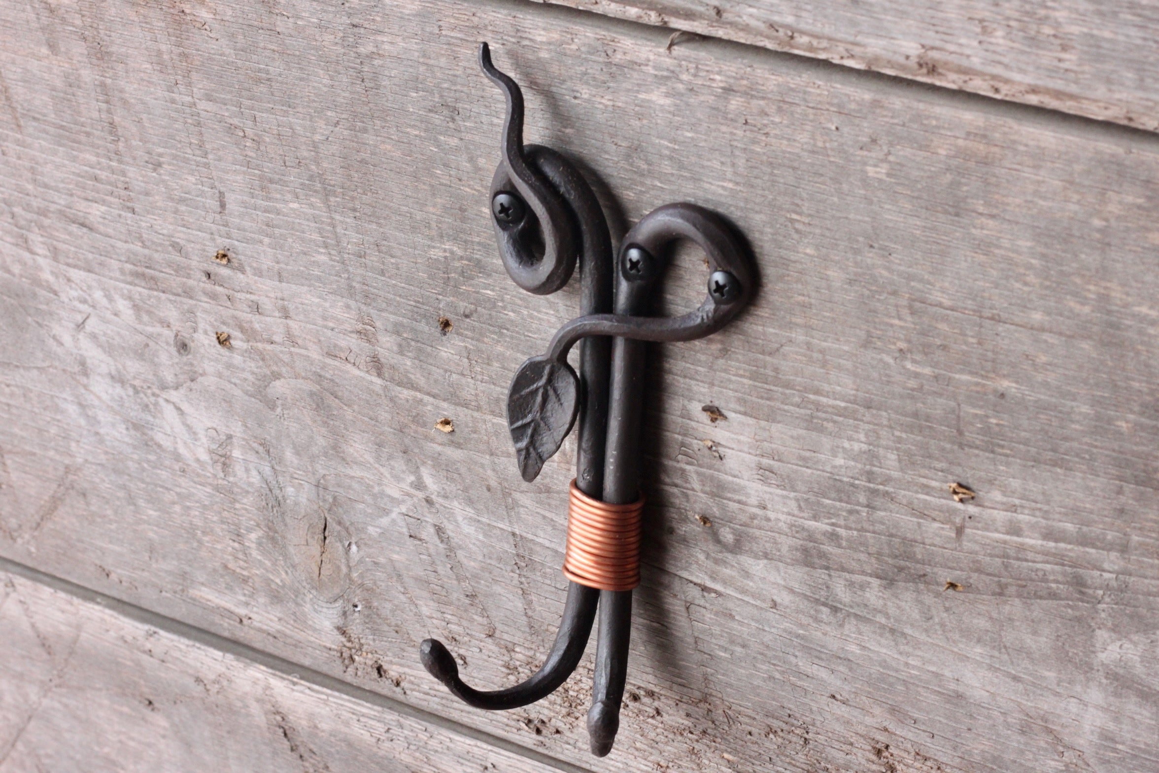 Stainless Steel & Copper Double Wall Hook with Leaf and Vine Design - Perfect for Hanging Coats, Hats, and Decor in Living Rooms, Bedrooms, or Entryways