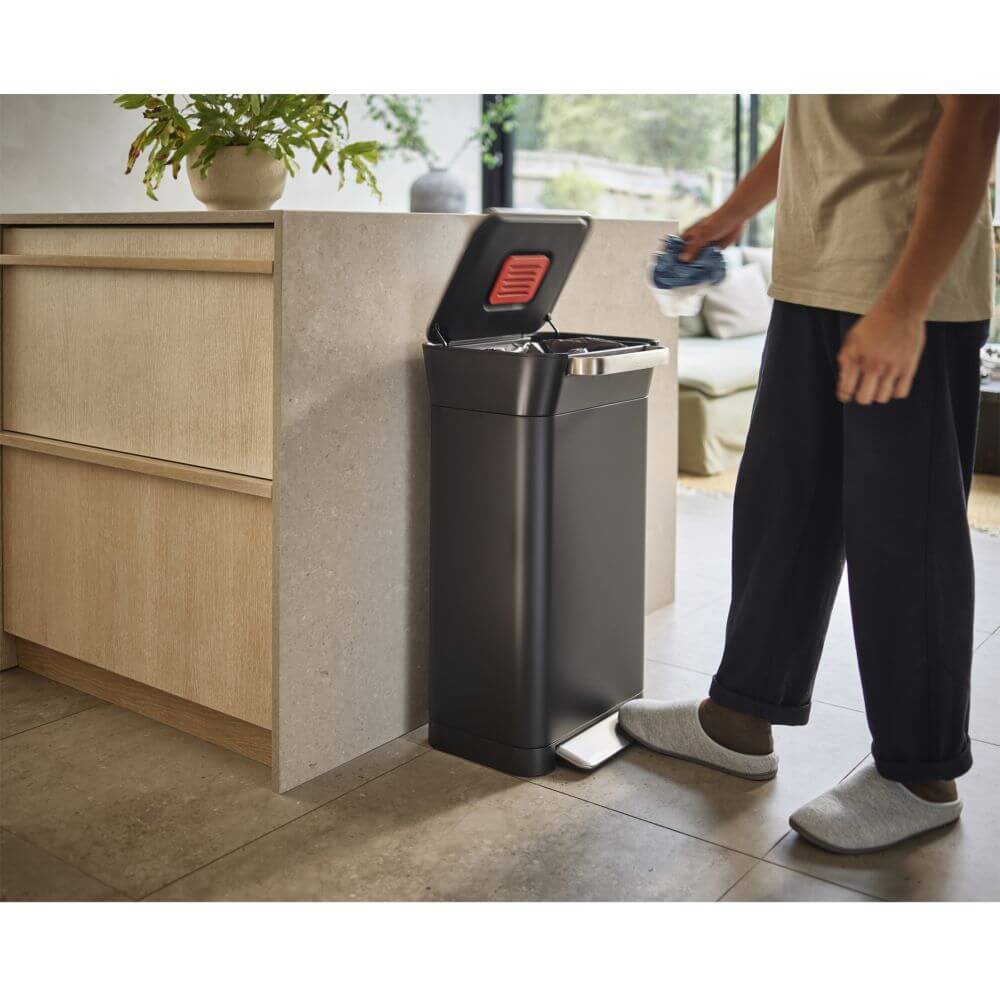 Joseph Joseph 30L Titan Trash Compactor Kitchen Bin - Black | Space-Saving Garbage Can with Odor Control for Small Kitchens, Apartments & Offices