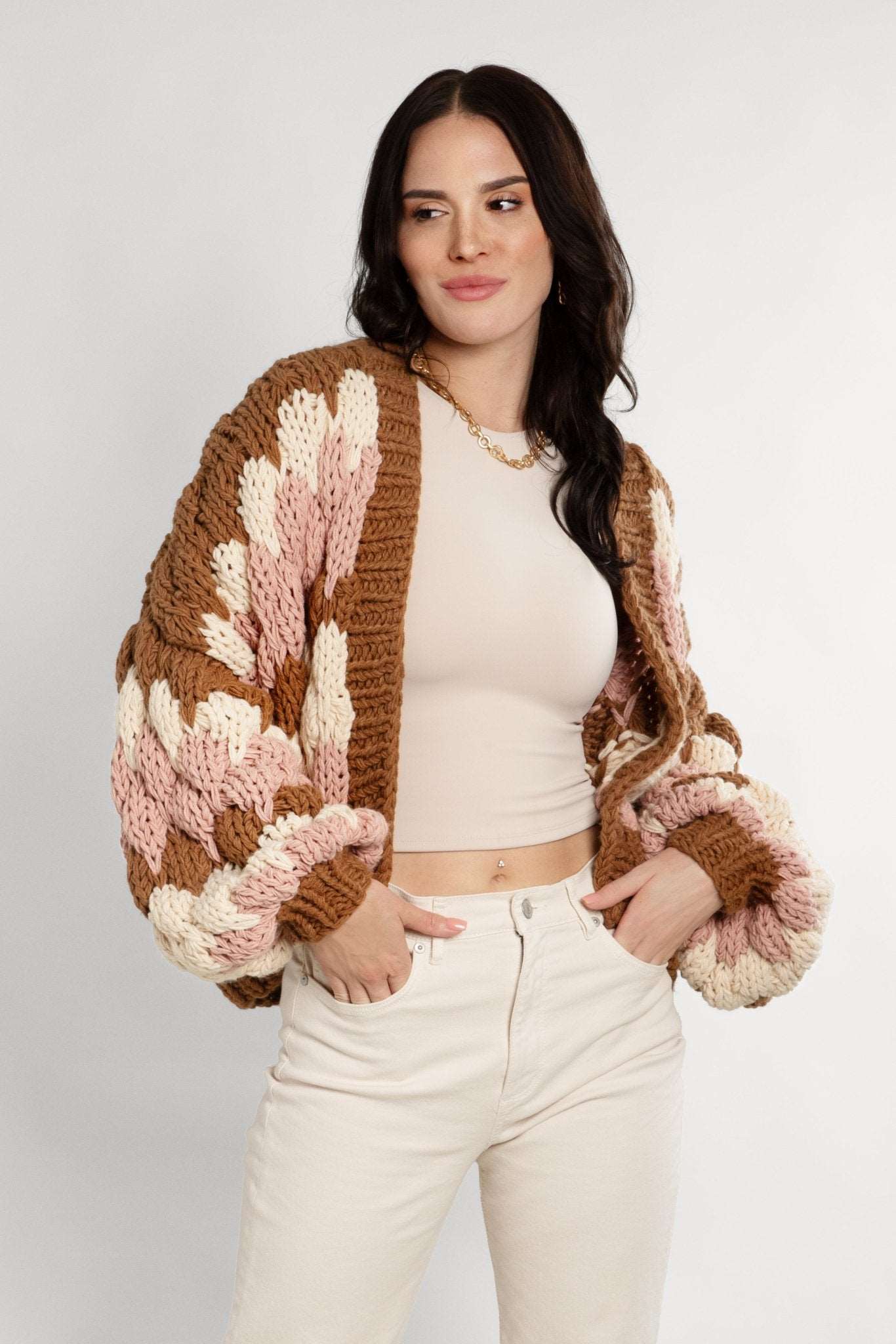 Chunky Knit Cropped Cardigan for Women - Cozy Oversized Sweater for Fall & Winter - Perfect for Layering, Casual Outfits, and Coffee Dates