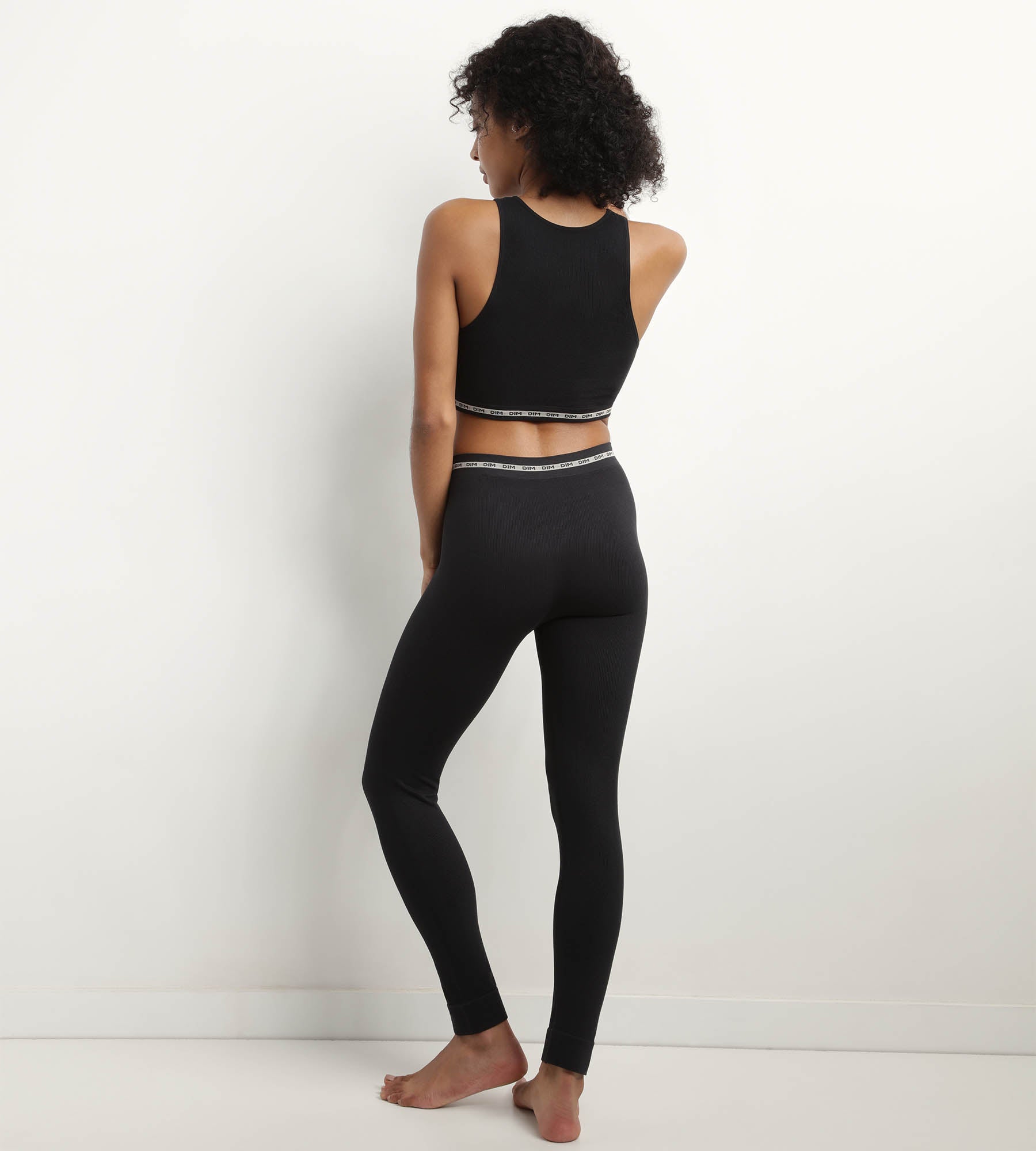 Black Ribbed Seamless Leggings for Women - High Waist Stretchy Yoga Pants - Perfect for Workouts, Running & Casual Wear