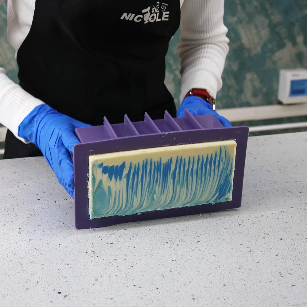 Premium Silicone Soap Mold with Acrylic Clapboard - DIY Handmade Soap Making Kit for Bath, Gift & Home Decor - Perfect for Crafters, Beginners & Professional Soap Makers
