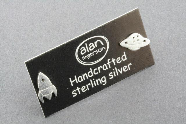 Rocketship Stud Earrings for Women - Trendy Space Theme Jewelry Gift for Girls - Perfect for Parties, Cosplay & Everyday Wear