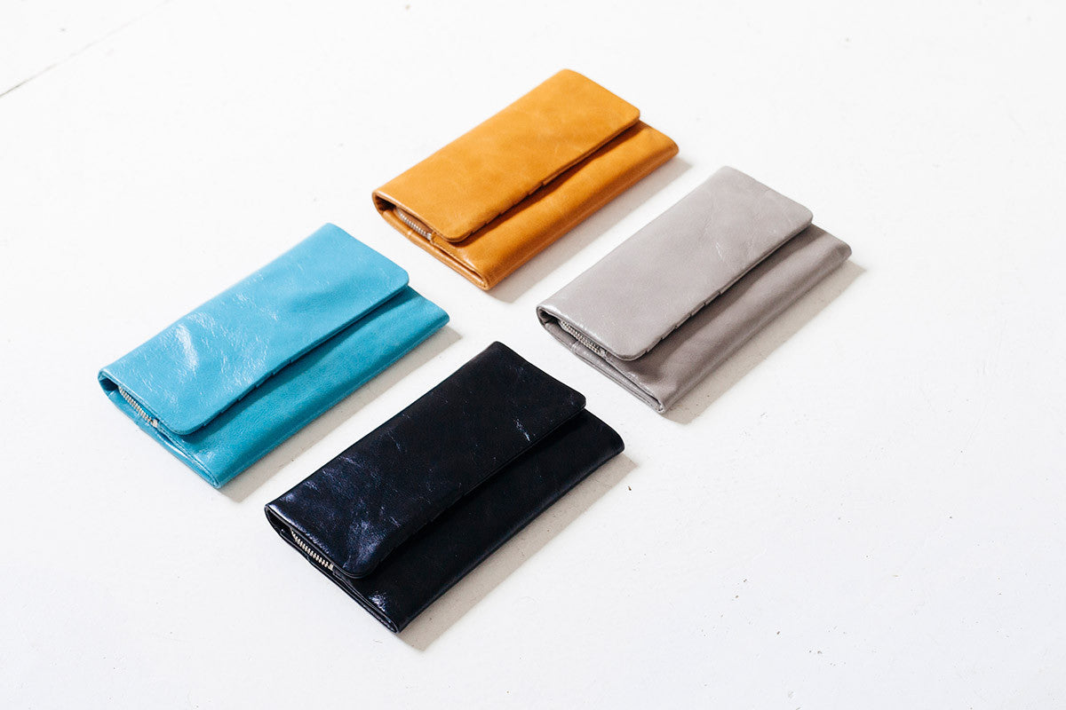 Audrey Wallet for Women - Slim Light Grey Leather Wallet with RFID Protection - Perfect for Everyday Use, Travel & Gift Giving