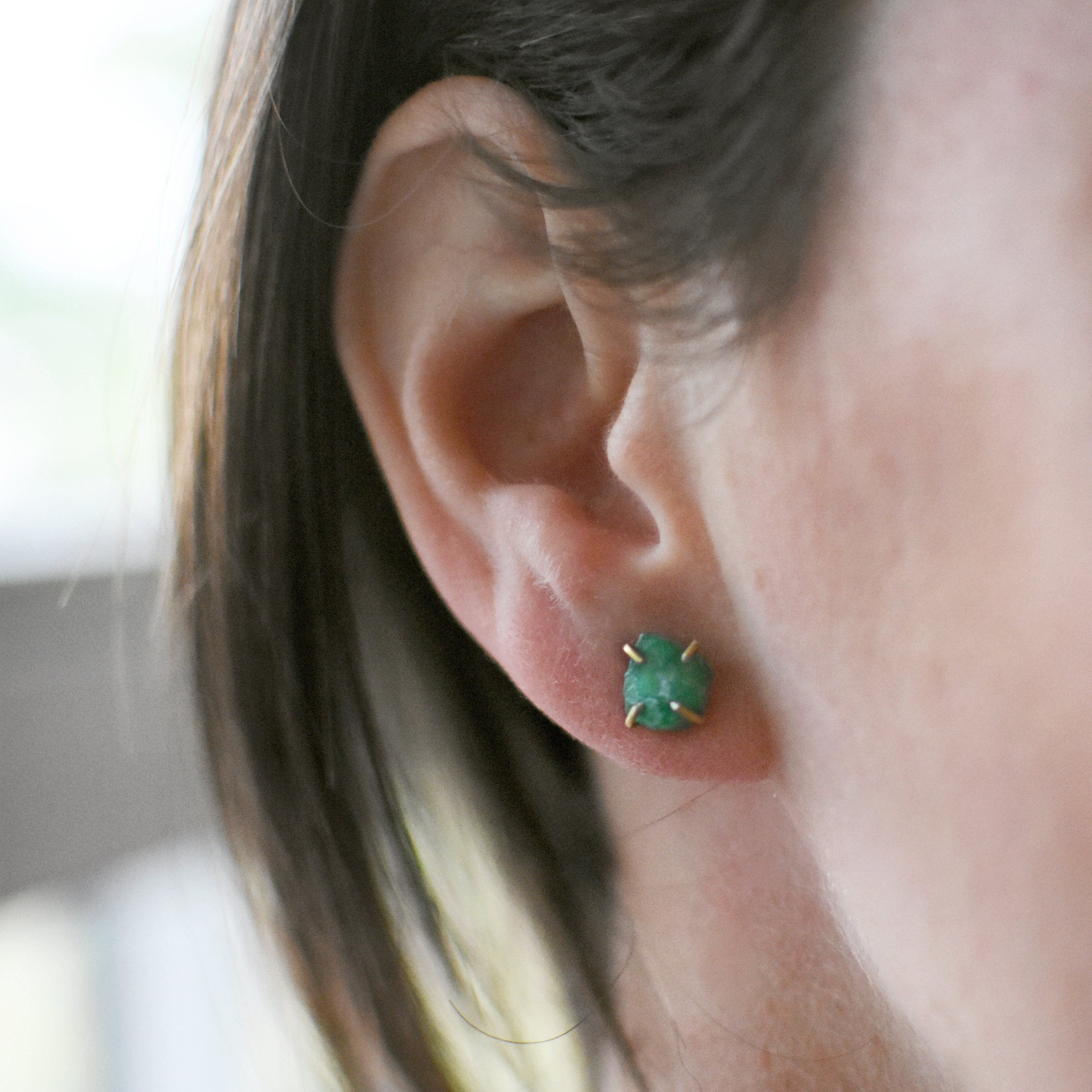 14K Gold Filled Raw Emerald Huggie Stud Earrings - Natural Gemstone Jewelry for Women, Perfect for Everyday Wear & Special Occasions