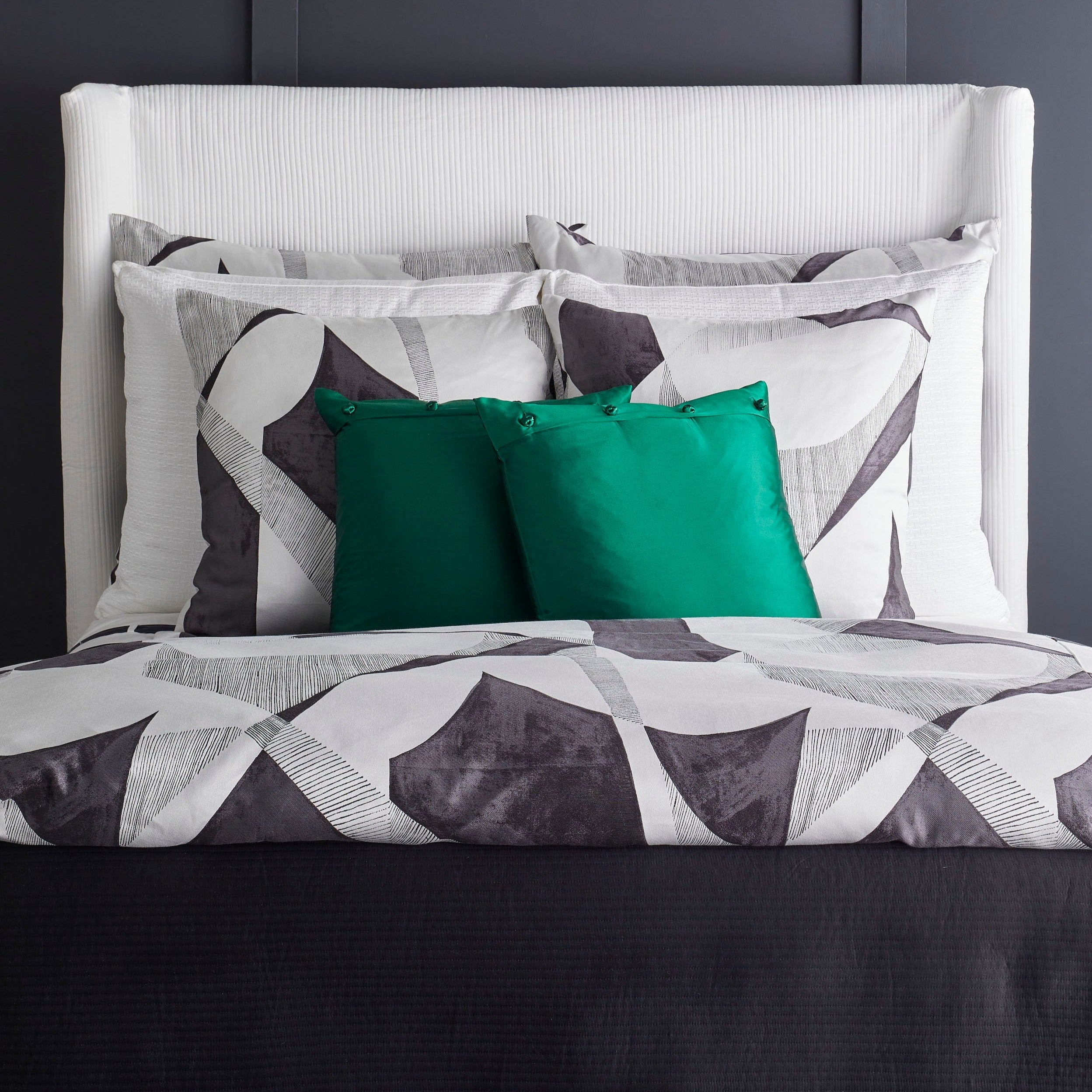 Clio Duvet Cover Set - Soft & Breathable Bedding for All Seasons | Perfect for Master Bedroom, Guest Room & Airbnb Stays