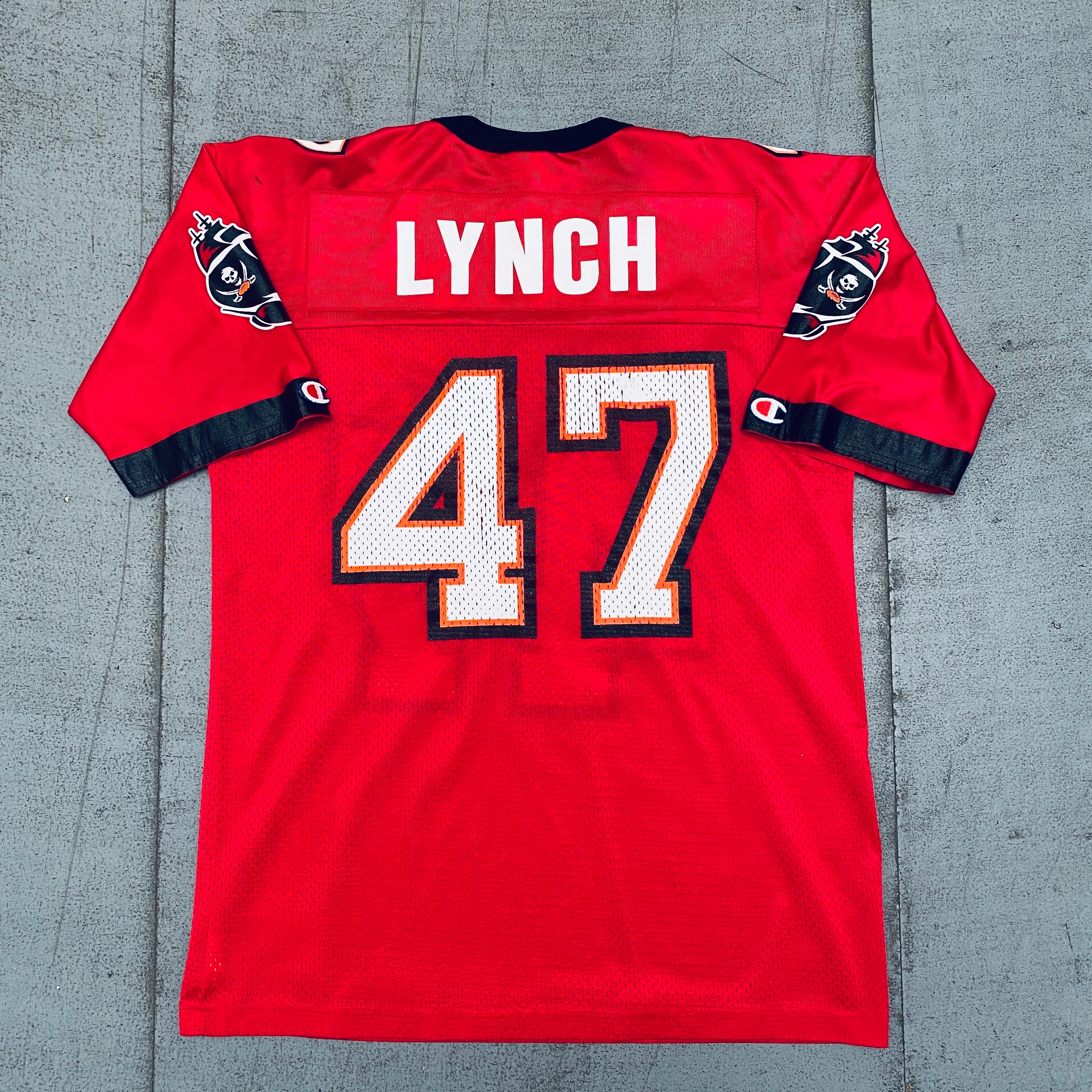 John Lynch 1997/98 Tampa Bay Buccaneers Jersey - S/M Size - Perfect for NFL Fans, Game Day & Sports Memorabilia Collectors