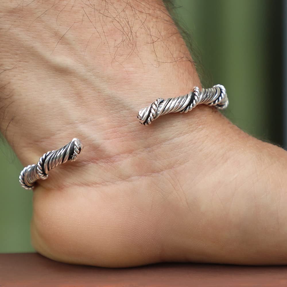 Viking Bracelets for Men and Women - 925 Sterling Silver Cuffs in Various Designs (Sizes M, L, XL) - Perfect for Viking Lovers, Historical Reenactments, and Everyday Wear