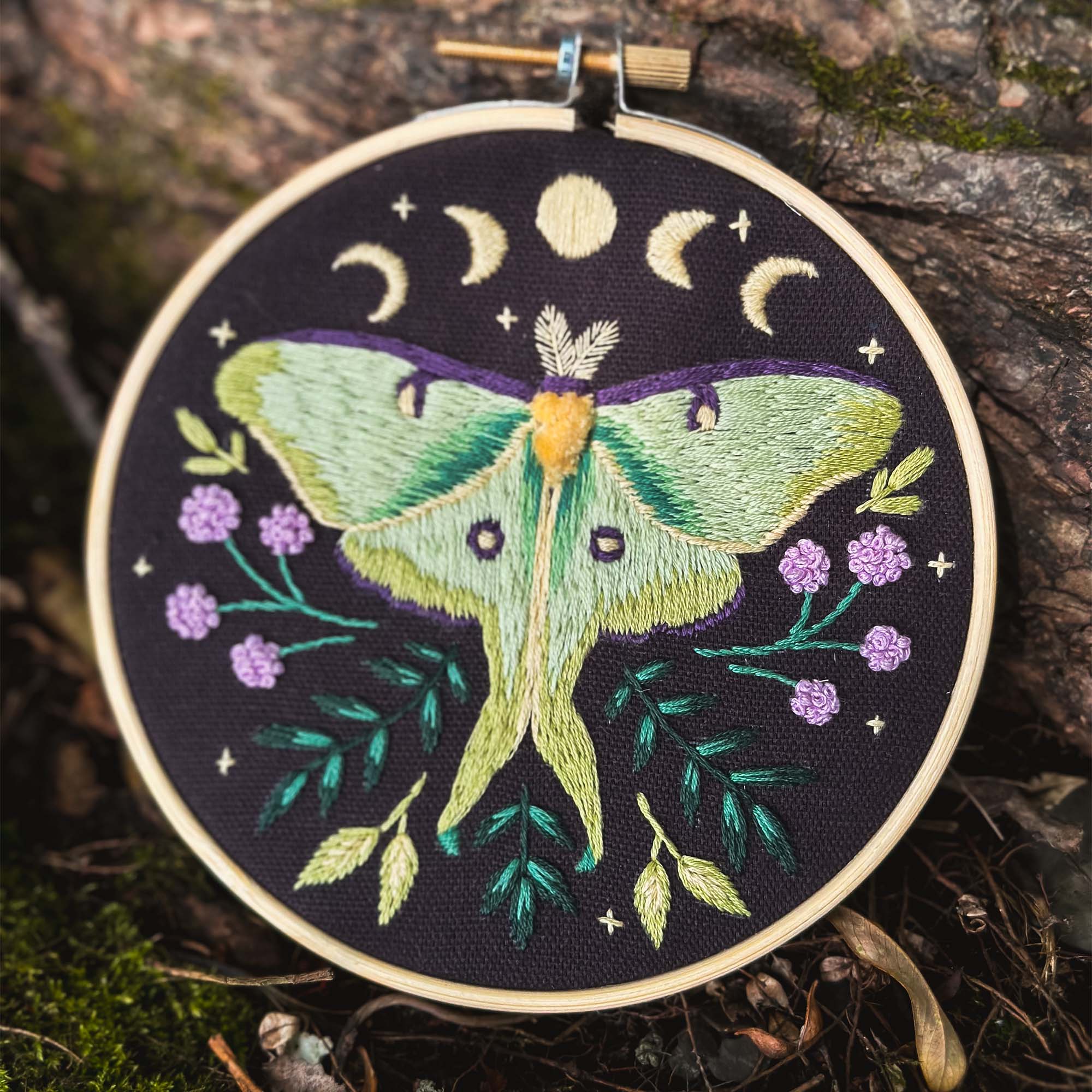 DIY Embroidery Kit for Beginners - Actias Luna Moth Design with Thread, Hoop & Needles - Perfect for Home Decor, Wall Art & Handmade Gifts