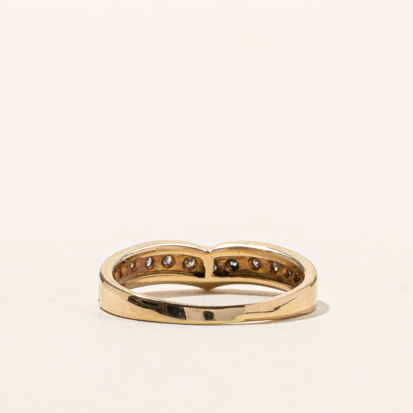 Chevron Diamond Ring - 0.20 Carat Total Weight (CTW) | Size 5.25 | Elegant Wedding Band, Anniversary Gift for Her, Engagement Ring Alternative | Perfect for Special Occasions & Everyday Luxury
