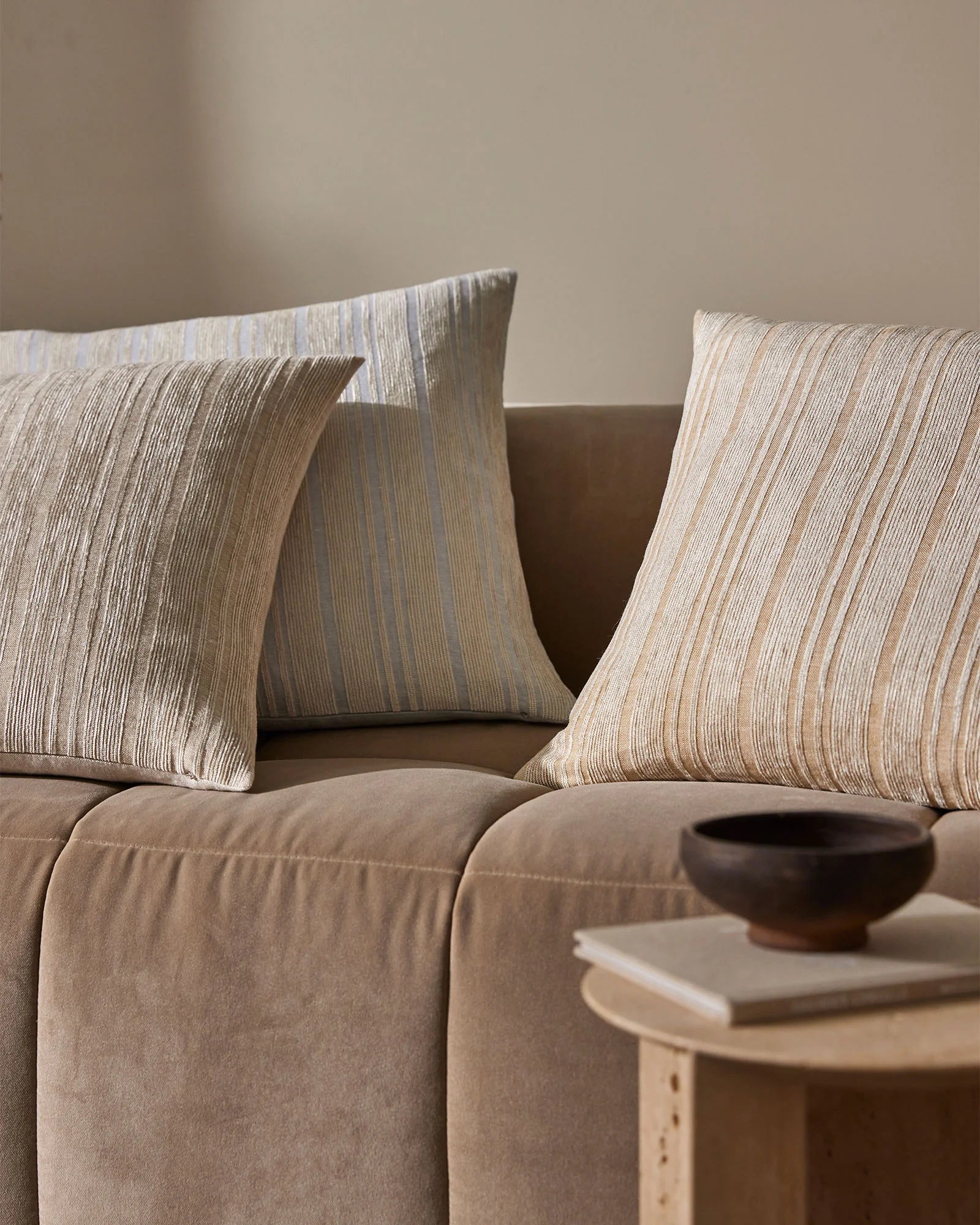 Adriana Cushion Glacier - Ultra Soft Throw Pillow for Sofa & Bed - Perfect for Living Room Decor, Bedroom Accent, and Cozy Home Comfort