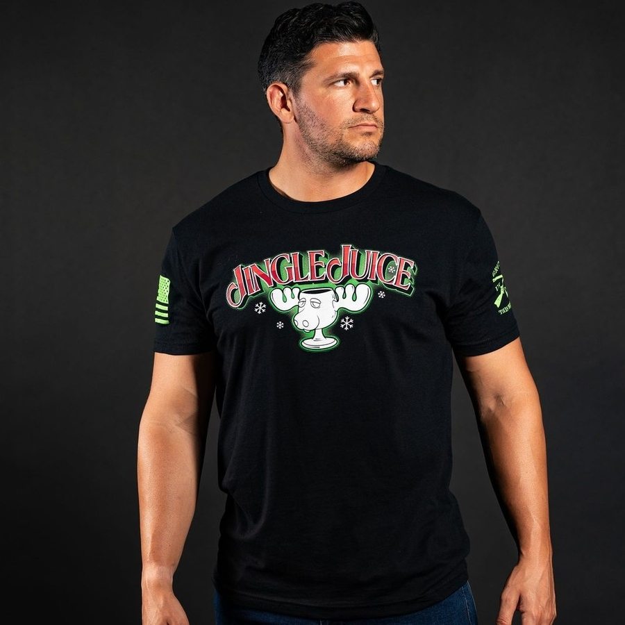 Jingle Juice Black T-Shirt - Funny Christmas Party Outfit for Holiday Gatherings & Festive Events