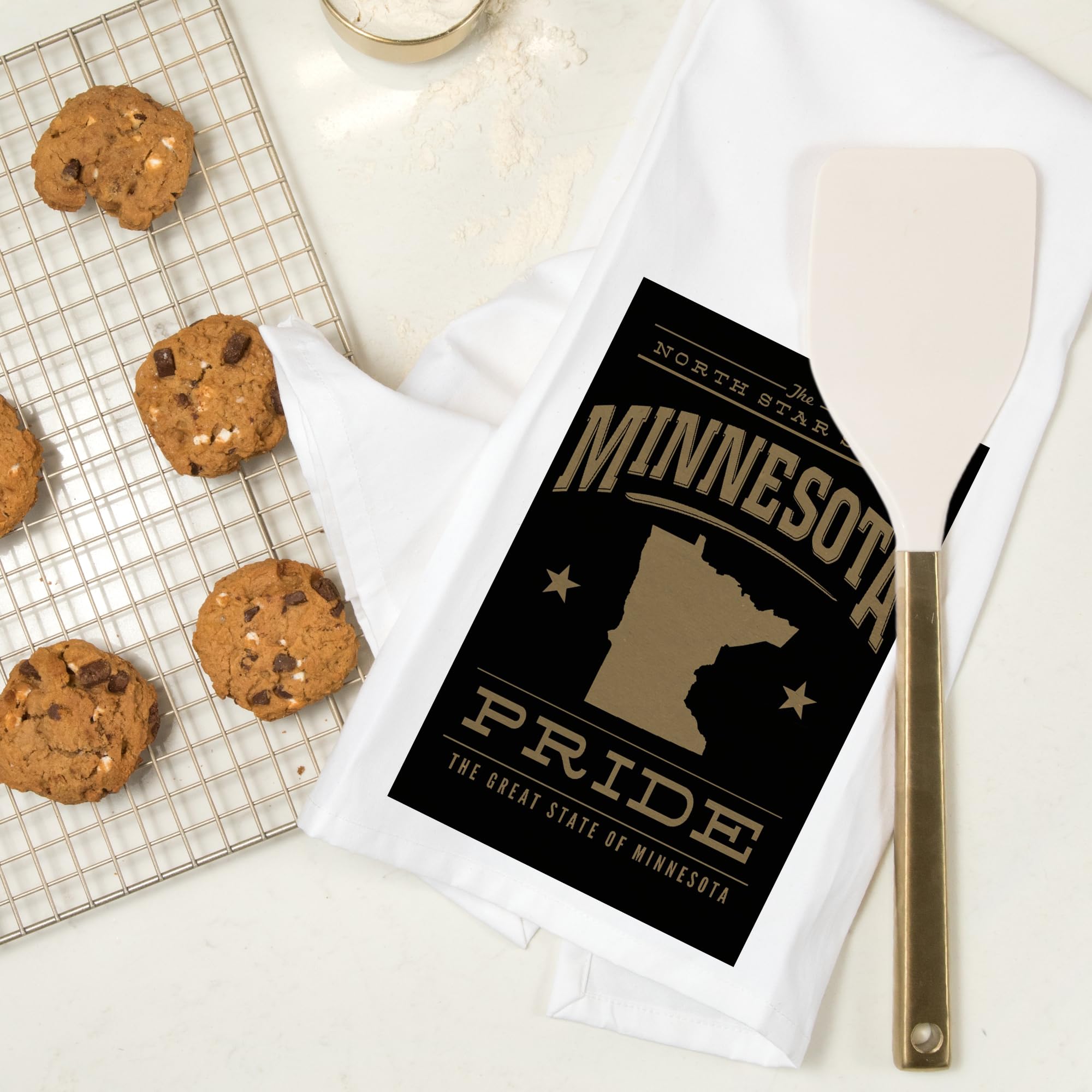 Minnesota State Pride Gold on Black Cotton Tea Towel - 100% Cotton Decorative Hand Towel for Kitchen, Home Decor & Gifts - Perfect for Dish Drying, Wall Art, and Housewarming Presents