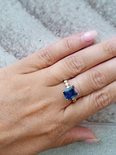 Deep Blue Sapphire Ring – Rectangle Emerald Cut Gemstone in Gold for Women | Royal Navy Blue Wedding Gift for Brides, Engagement, Anniversary & Special Occasions