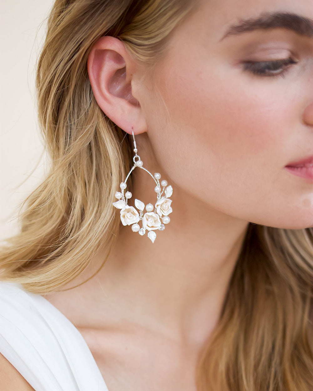 Stylish Rose Gold Hoop Earrings for Women - Trendy Dainty Hinged Huggie Hoops - Perfect for Everyday Wear, Parties & Gifts