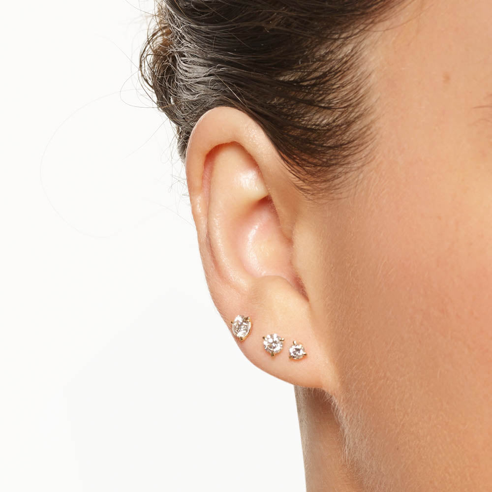 0.75ct Lab Grown Diamond Round Stud Earrings in 10k Gold - Perfect for Weddings, Anniversaries & Everyday Elegance