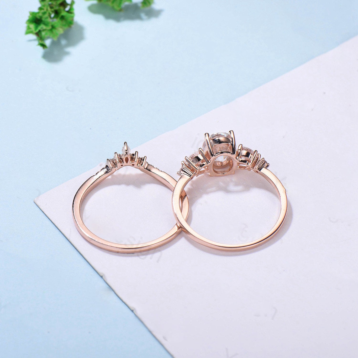 1.5Ct Oval Natural Moss Agate Engagement Ring Set with 5 Pear-Shaped Aquatic Agate Stones & Moissanite Stacking Band - Unique Wedding Jewelry Gift for Women, Perfect for Proposals, Anniversaries & Bridal Stacking