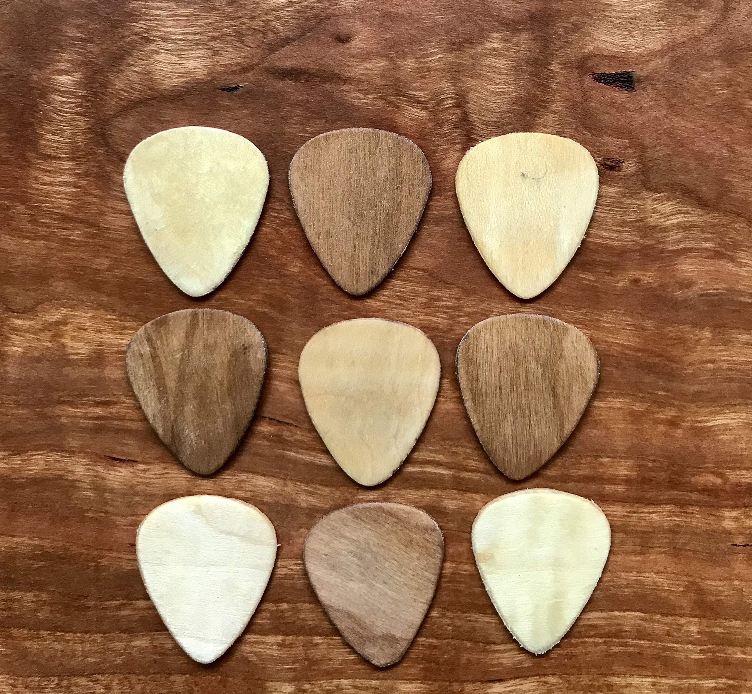 Premium Wooden Guitar Picks - Natural & Durable Handcrafted Plectrums for Acoustic & Electric Guitars - Perfect for Musicians, Performers & Guitar Enthusiasts - Ideal for Live Shows, Studio Recording & Practice Sessions