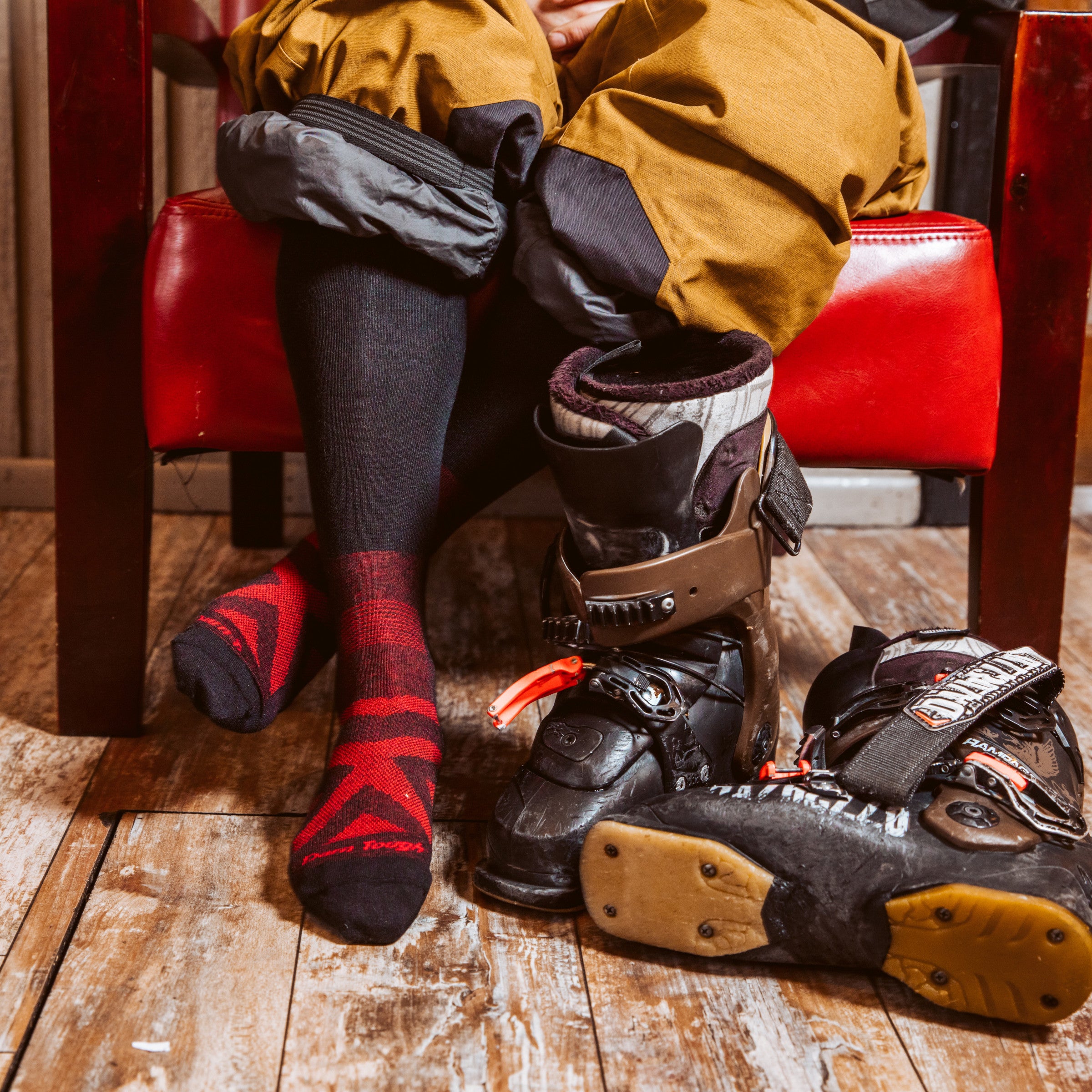 Men's Thermolite® RFL Over-the-Calf Ultra Lightweight Ski & Snowboard Socks - Warm Winter Hiking & Outdoor Sports Accessories