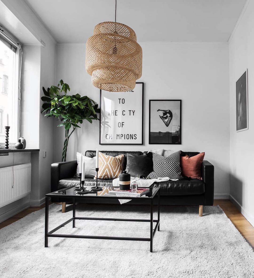 Modern Bamboo Pendant Light Fixture - Handwoven Natural Rattan Hanging Lamp for Kitchen Island, Dining Room & Bedroom Decor - Eco-Friendly Lighting Solution