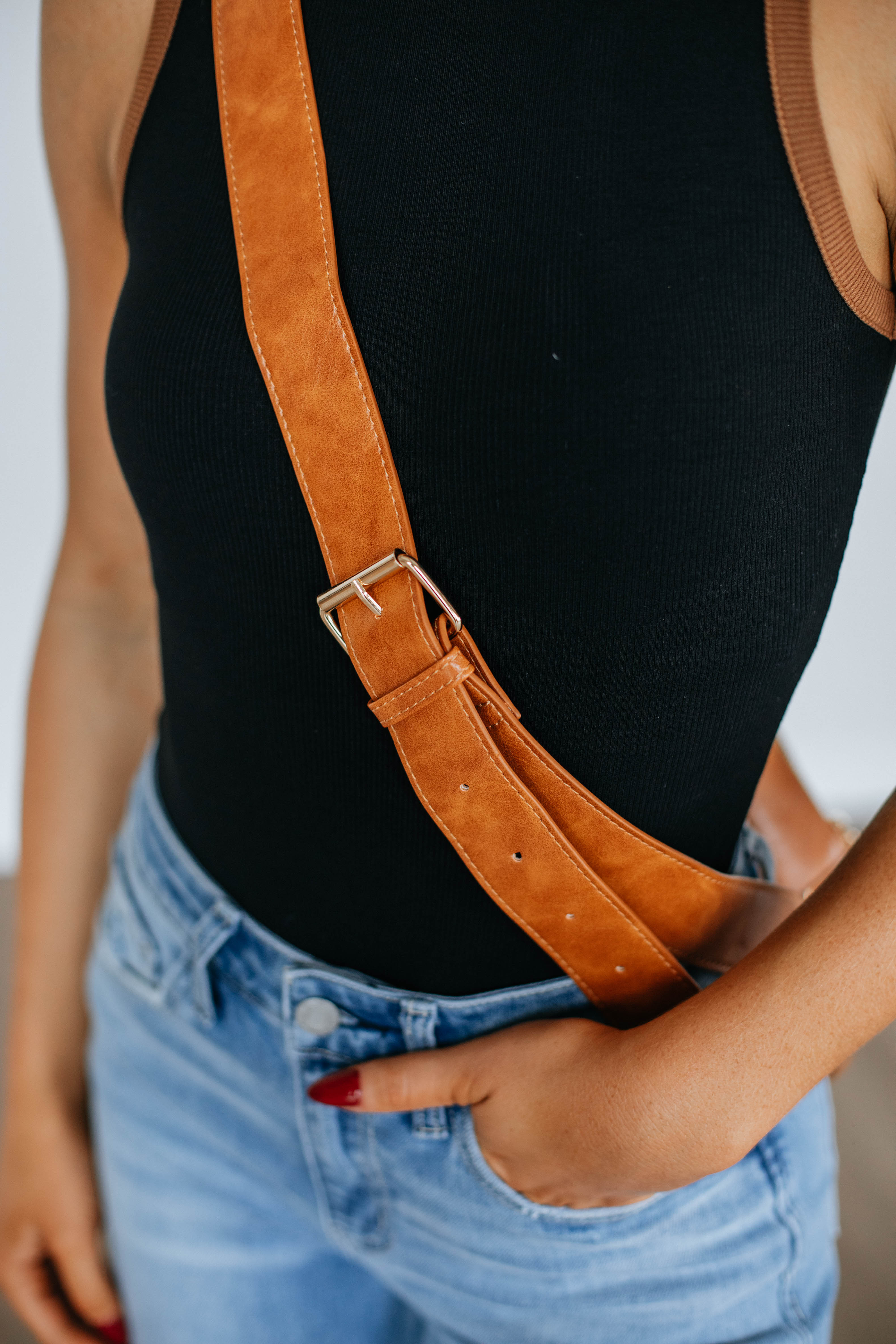 Stylish Mattie Crossbody Bag in Cognac - Perfect for Everyday Use, Travel & Casual Outings