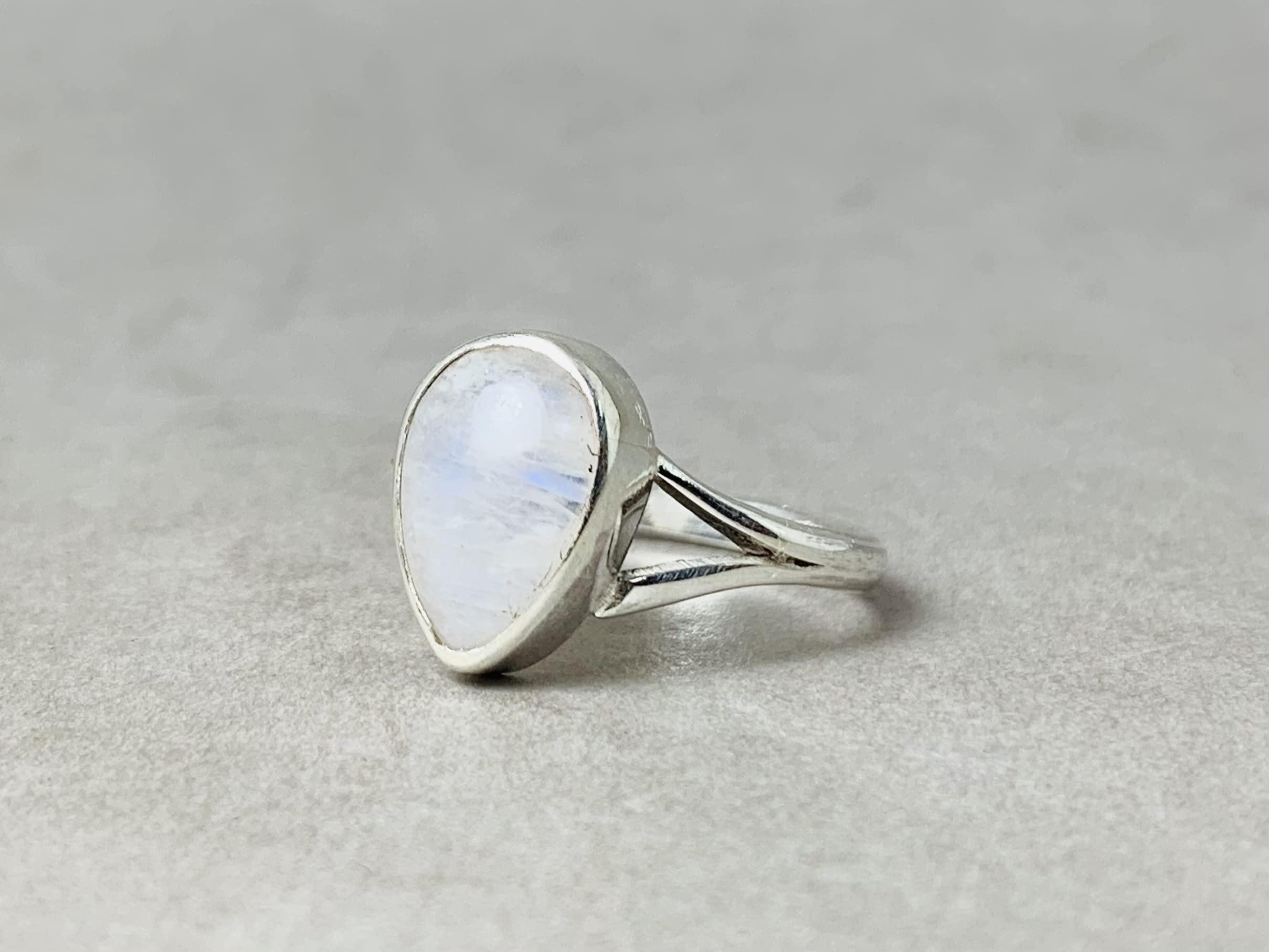 925 Sterling Silver Rainbow Moonstone Ring – Handmade Pear Cut Blue Fire Moonstone Jewelry for Women, Everyday Wear & Gift Giving (Size E 1/2) | Perfect for Weddings, Anniversaries & Boho Fashion