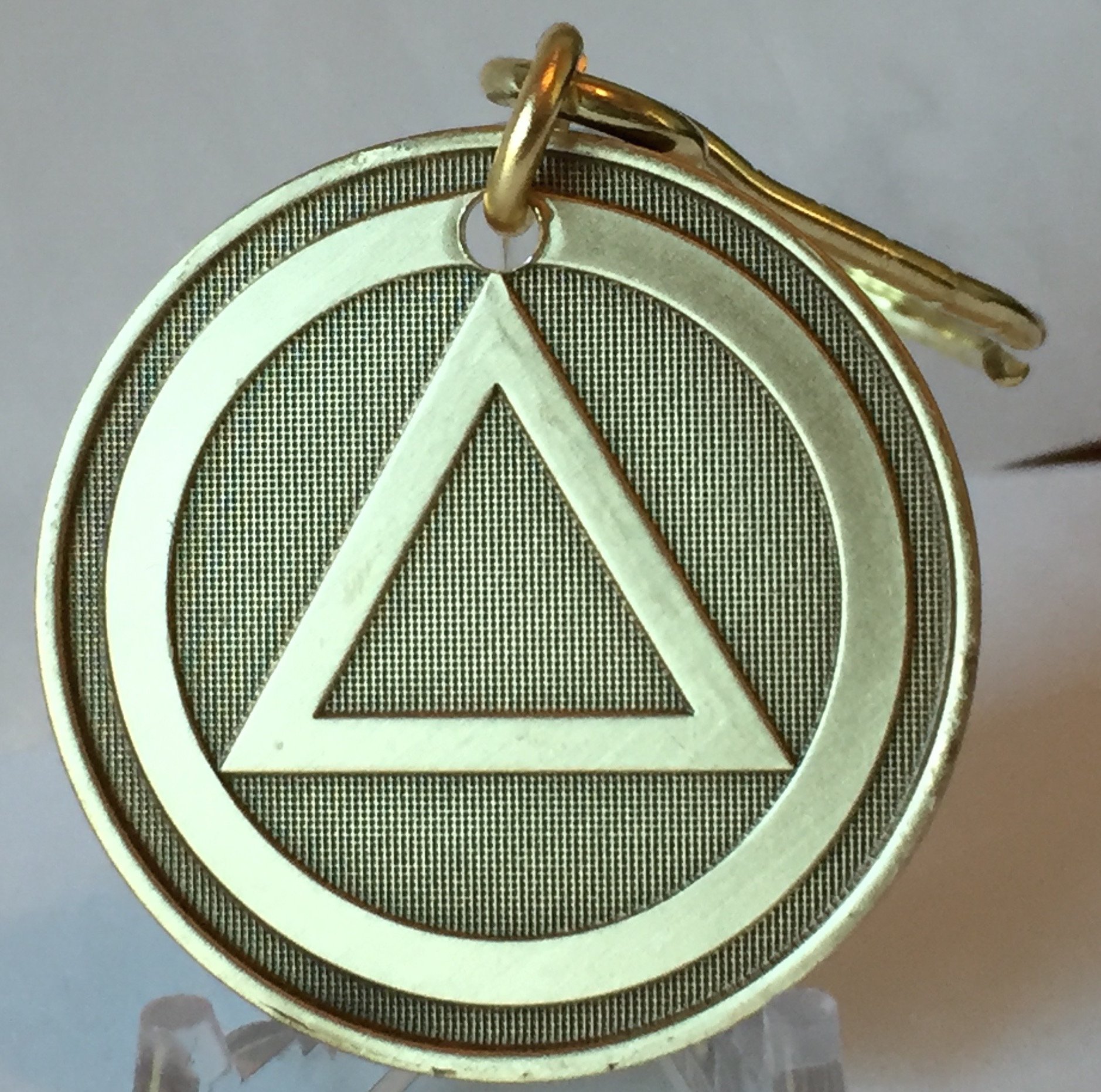 Bronze AA Alcoholics Anonymous Logo Keychain - Circle Triangle Symbol for Recovery Support | Inspirational Sobriety Gift for Men & Women | Perfect for 12-Step Meetings, Daily Motivation & Keyring Accessories