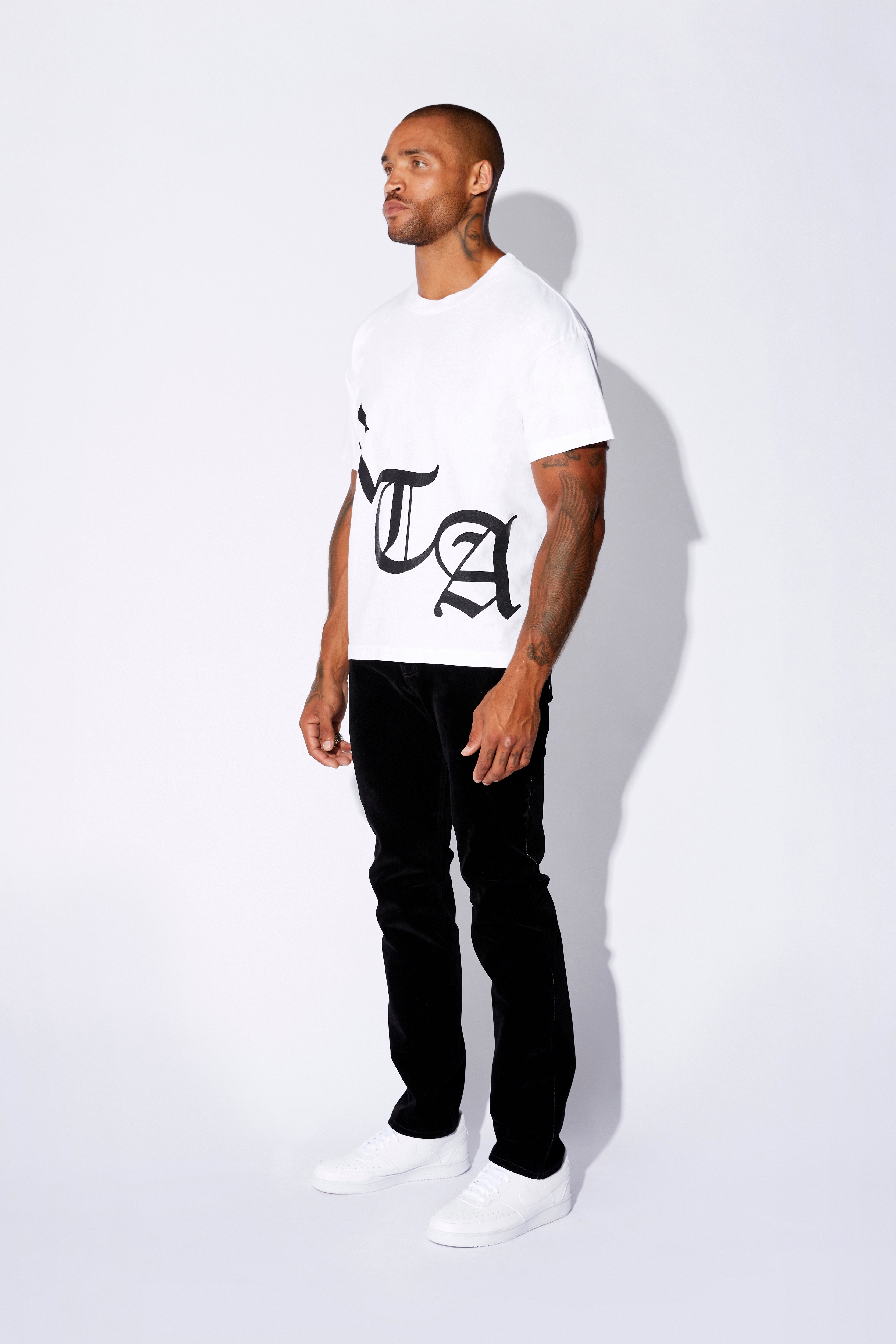 Old English Graphic Short Sleeve T-Shirt for Men - White Cotton Crew Neck Tee - Casual Streetwear, Vintage Style, Everyday Wear