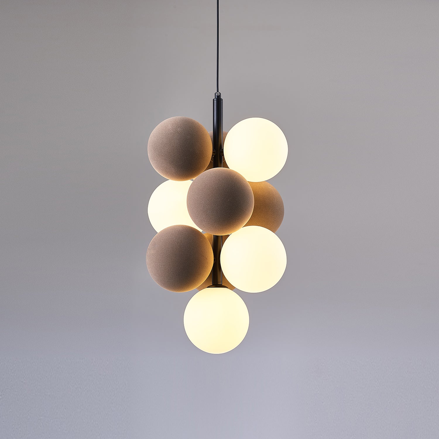 Bubbles Holly Pendant Lamp - Modern Glass Hanging Light Fixture for Living Room, Bedroom, Dining Room & Kitchen Decor