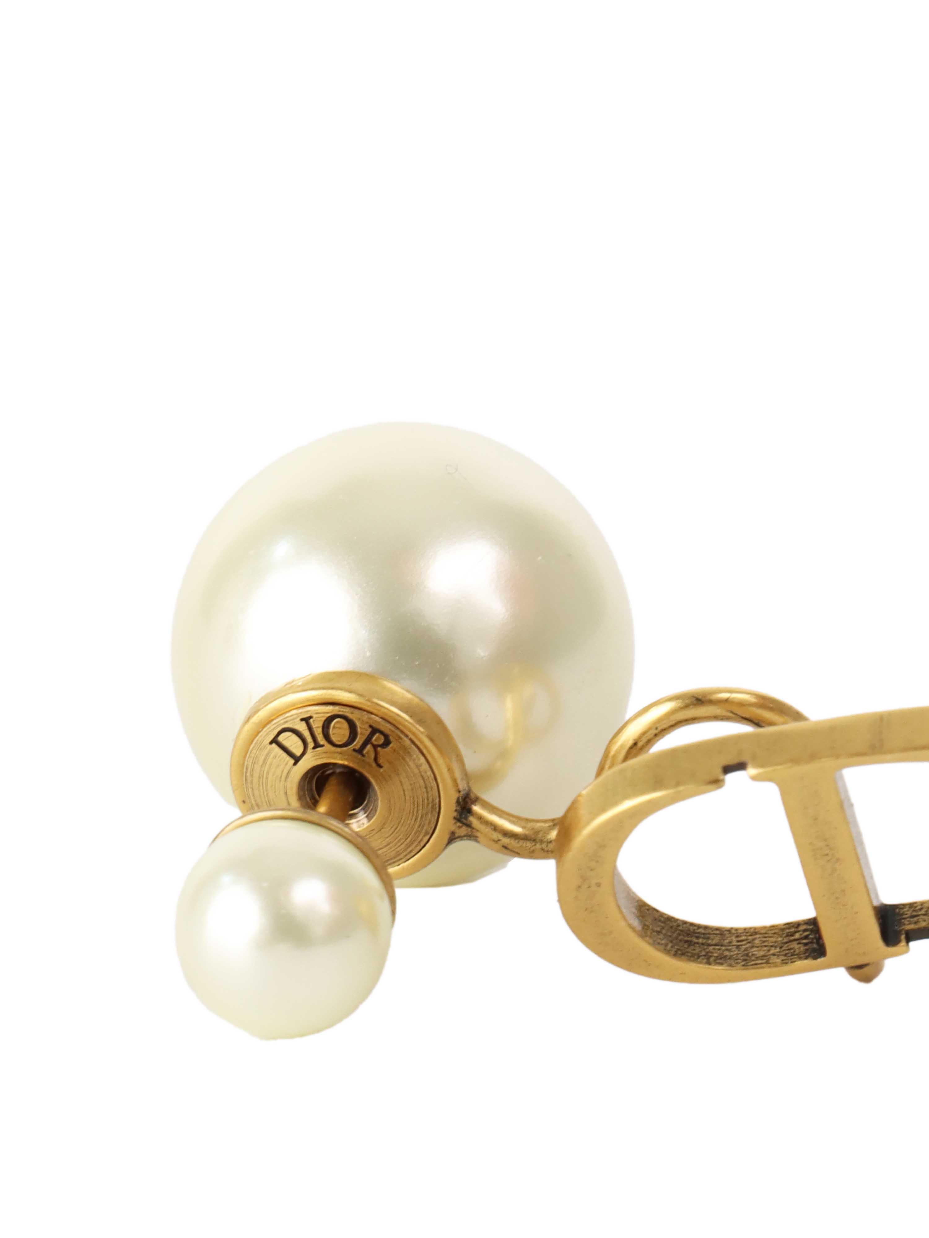 Dior Pearl Single Ear Cuff - Elegant Fashion Jewelry for Women | Perfect for Parties, Weddings & Special Occasions