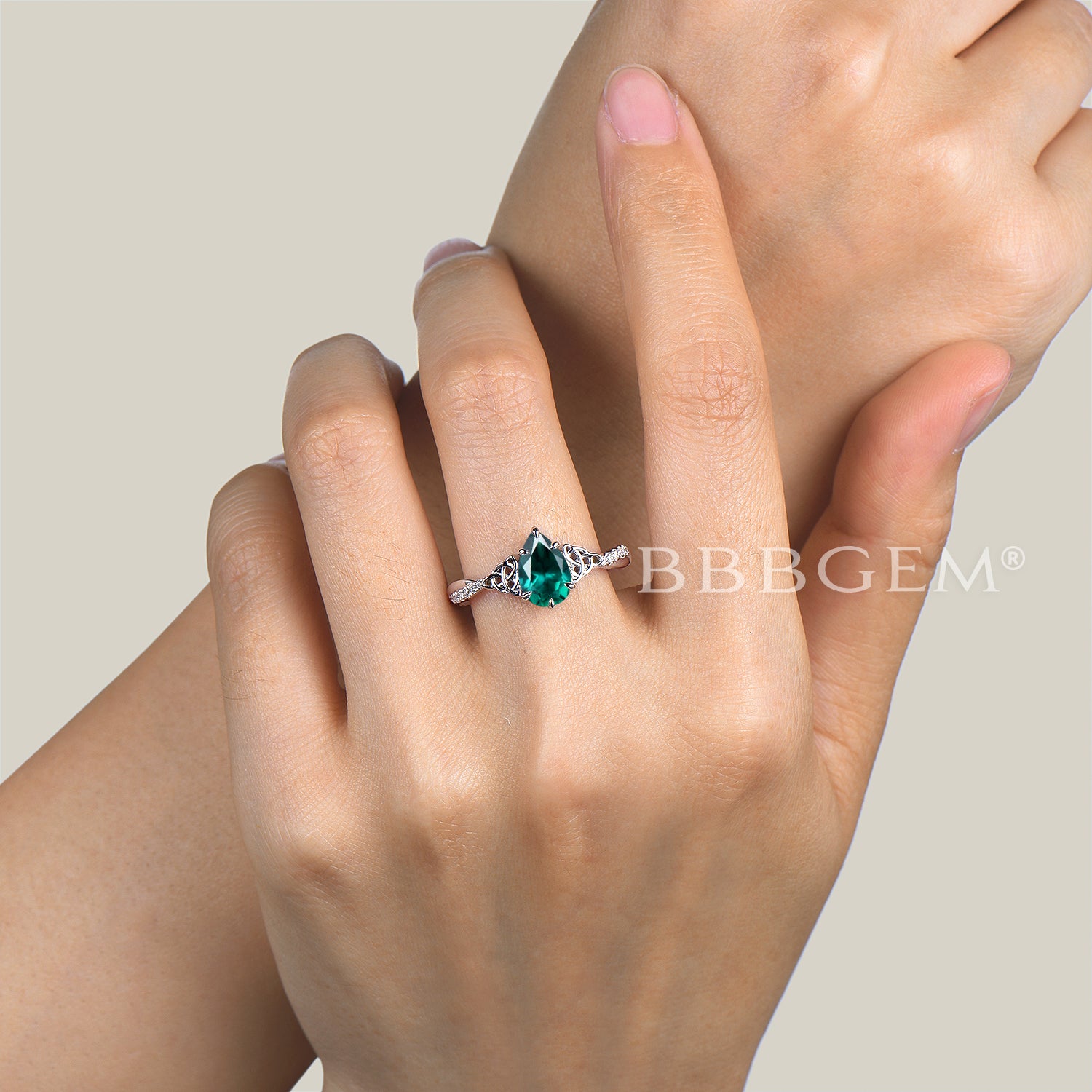 Emerald Celtic Knot Engagement Ring with Teardrop Cut & Diamond Accents - Elegant Twisted Wedding Band for Women, Perfect for Proposals, Anniversaries, and Special Occasions