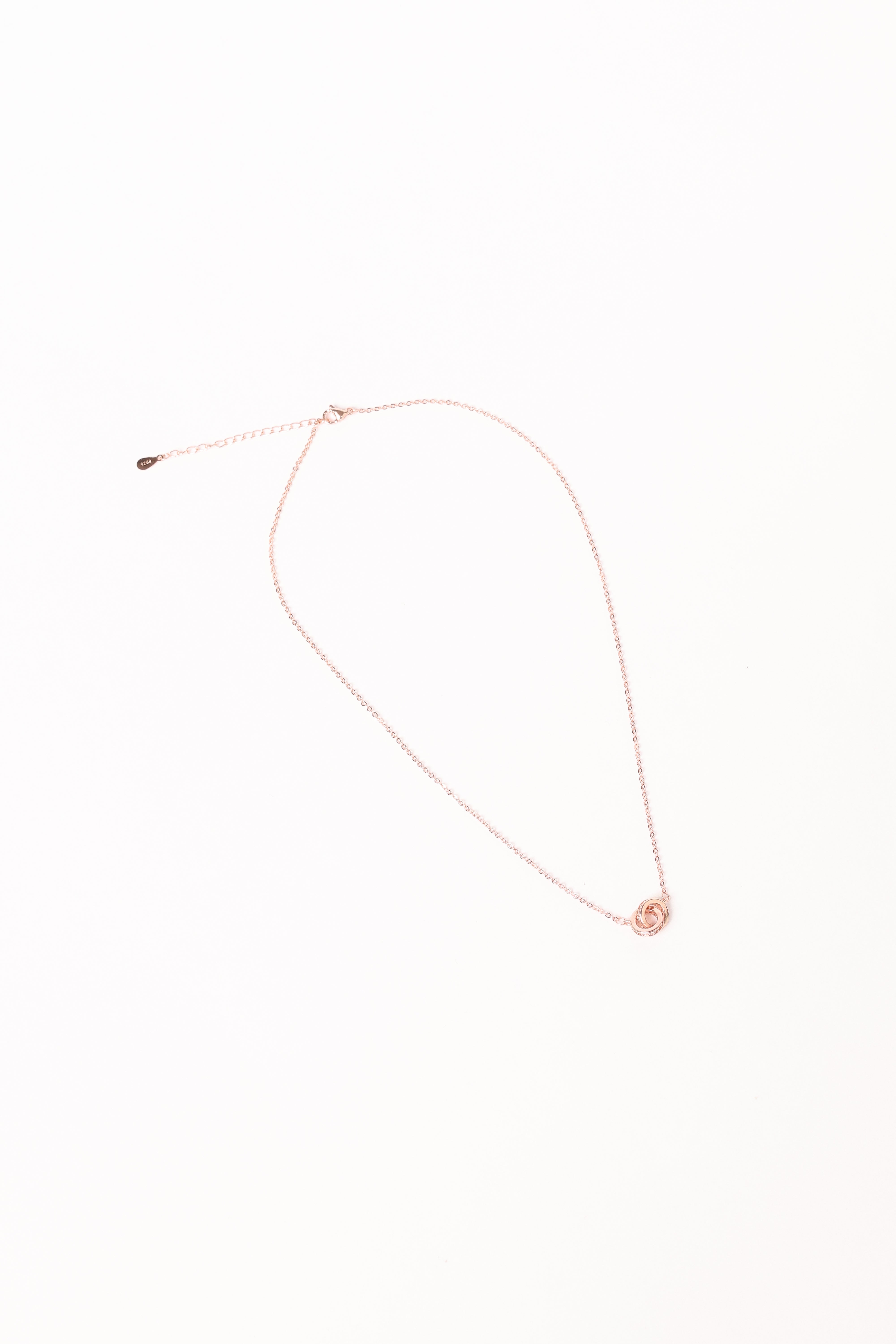 Flavia Rose Gold Necklace for Women - Elegant & Dainty Jewelry Gift for Her - Perfect for Valentine's Day, Anniversary & Special Occasions
