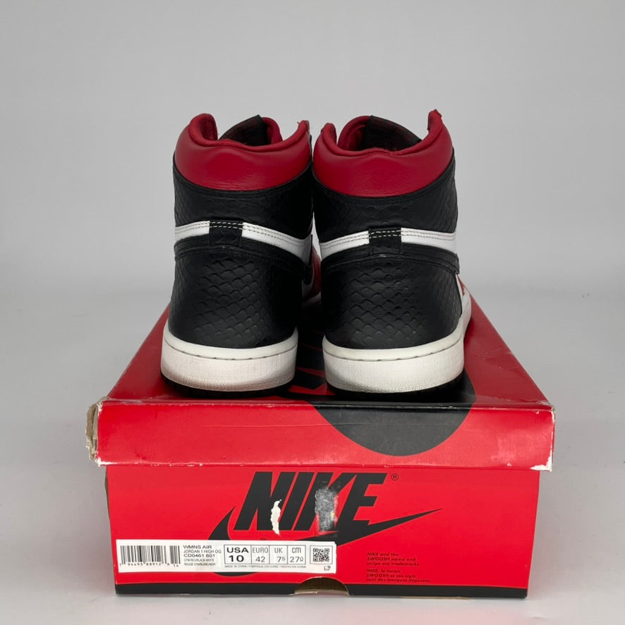 AIR JORDAN 1 SATIN SNAKE CHICAGO Women's Size 8.5/10W Basketball Shoes CD0461-601 - Perfect for Streetwear Fashion & Sneaker Collection