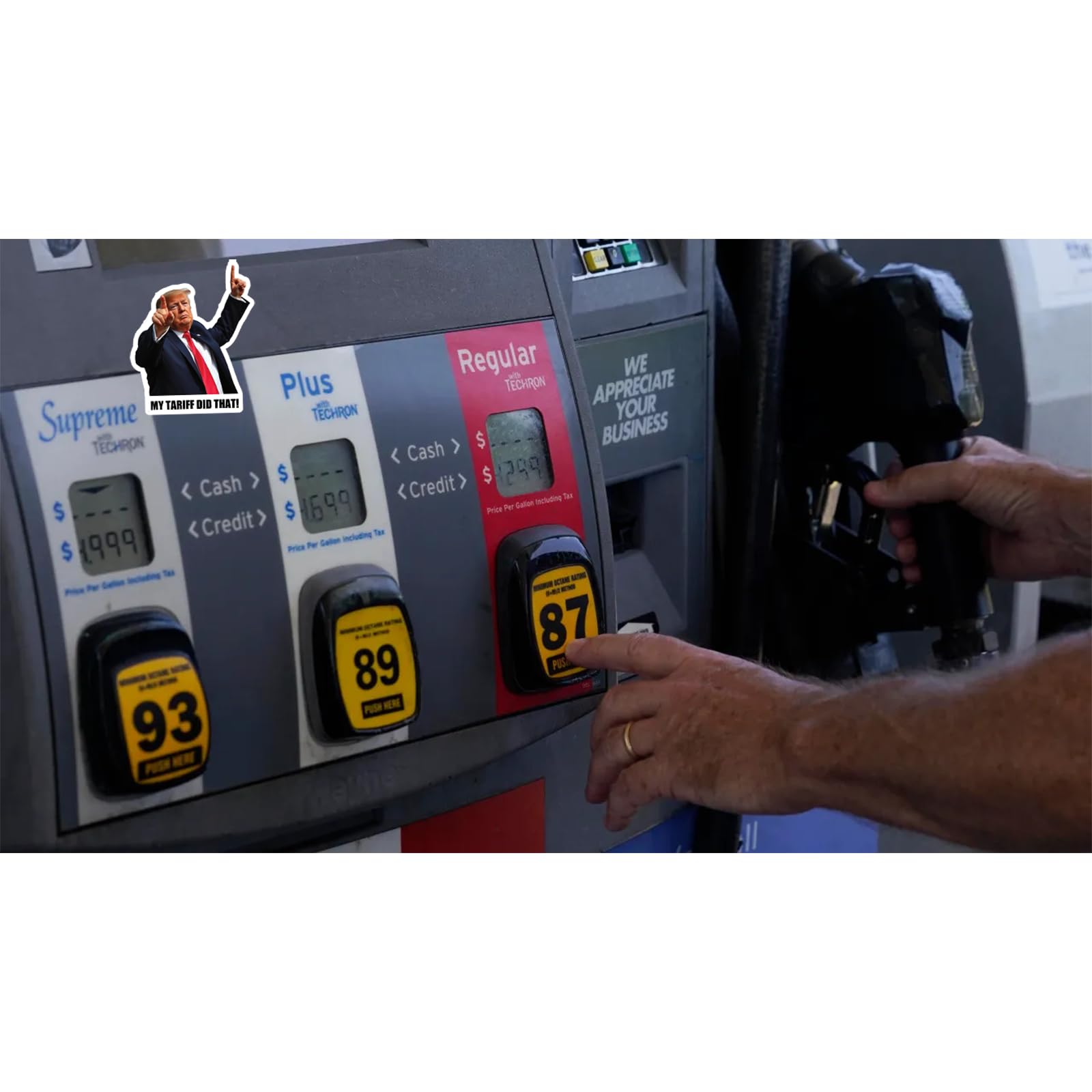 100pcs Trump 'I Did That' Gas Pump Stickers - Anti Biden Decals, Donald Trump Merchandise & Political Satire - Perfect for Cars, Laptops & Protest Signs