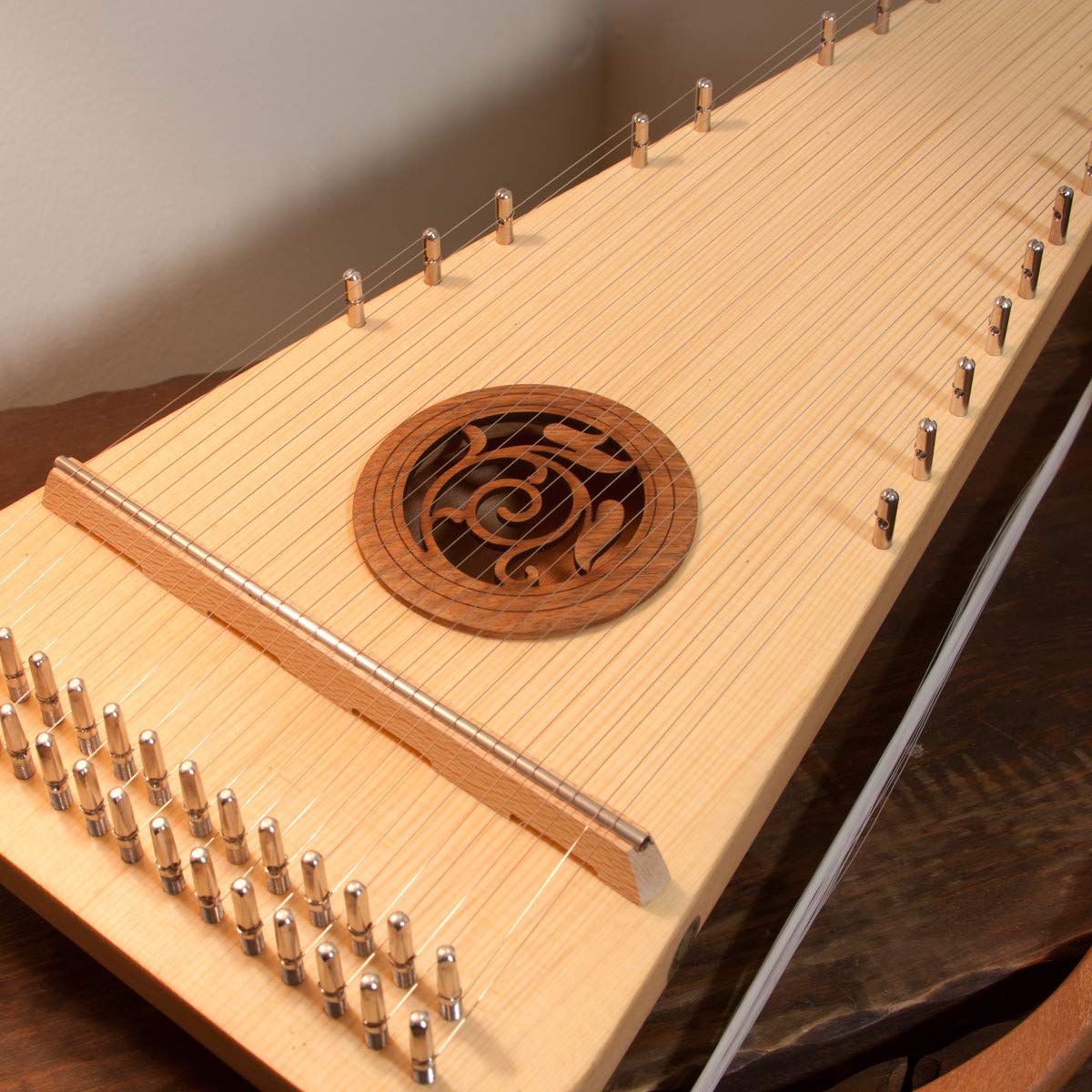 Roosebeck Alto Rounded Psaltery with Extra String Set - Right Hand Musical Instrument for Folk, Celtic & Medieval Music Performances